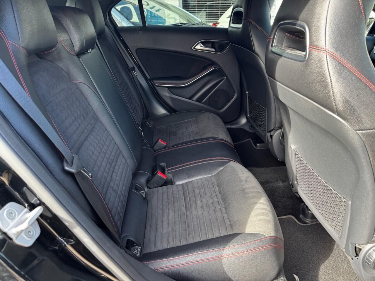 Mercedes-Benz A-Class view 26