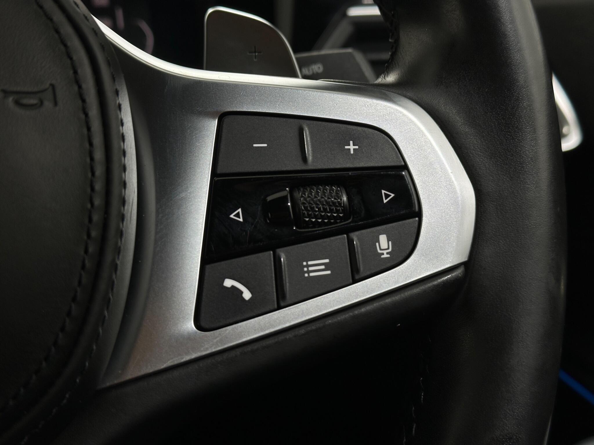 BMW 3 Series view 15