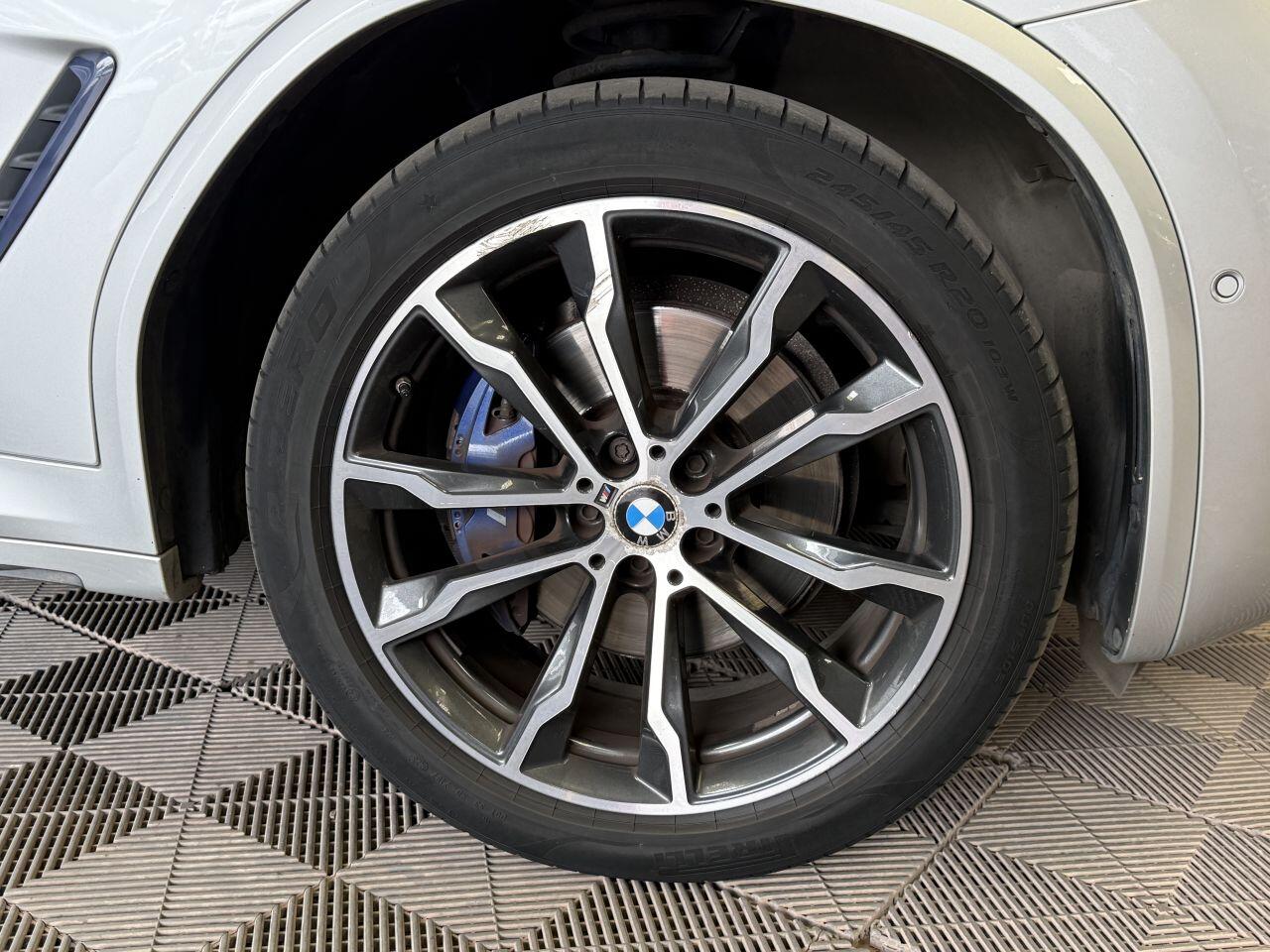 BMW X4 view 18