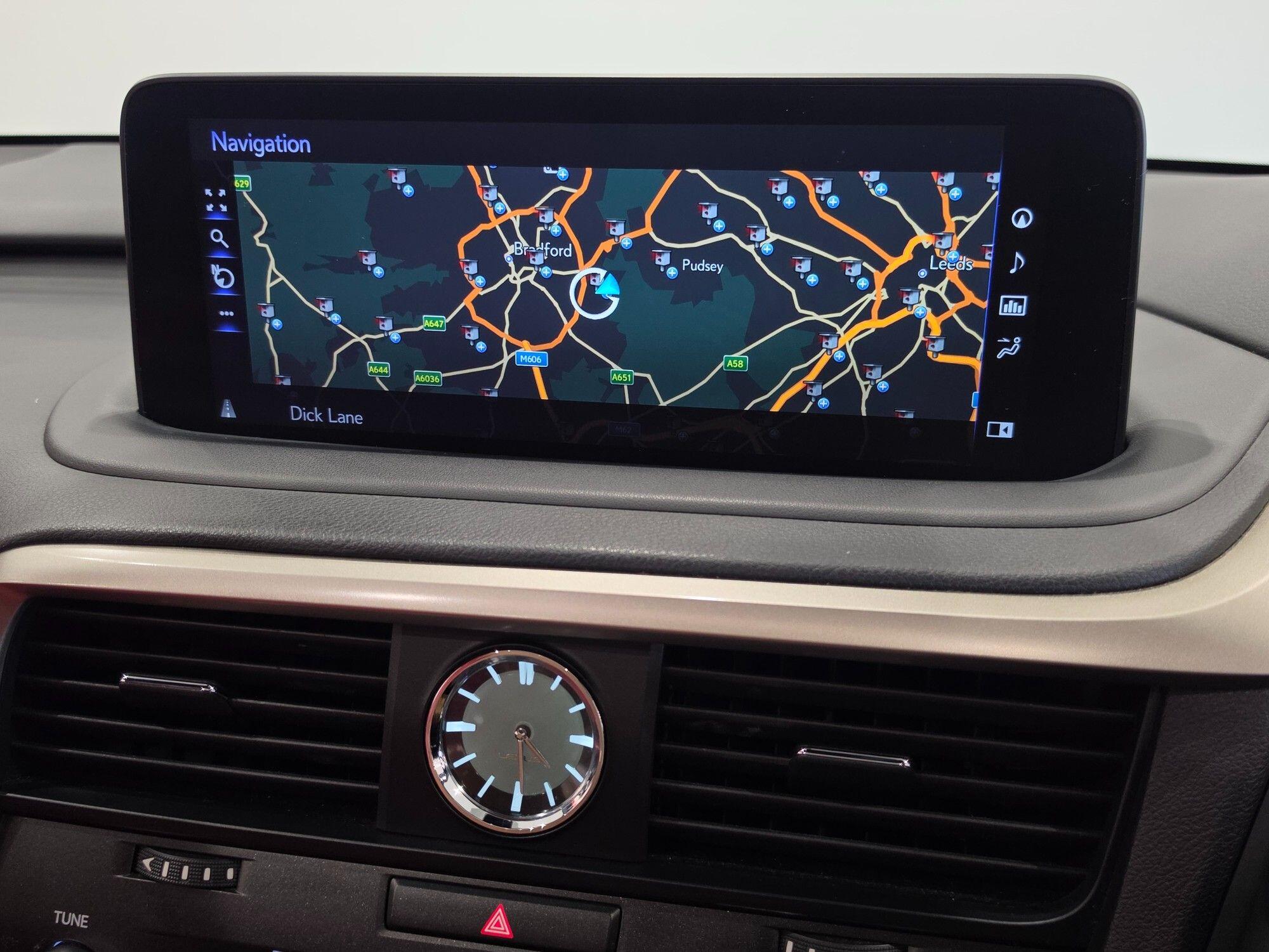 Lexus RX view 127