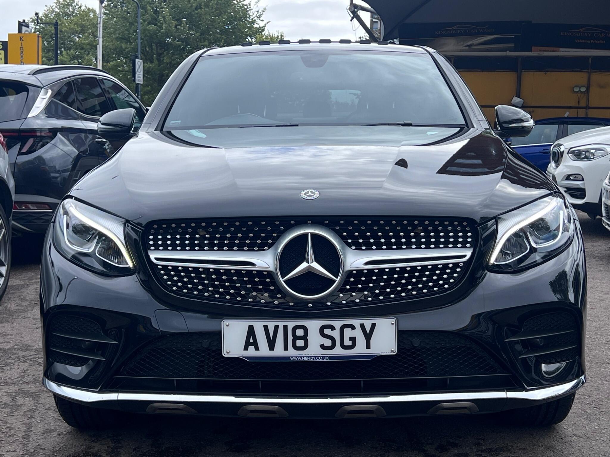 Mercedes-Benz GLC view 3