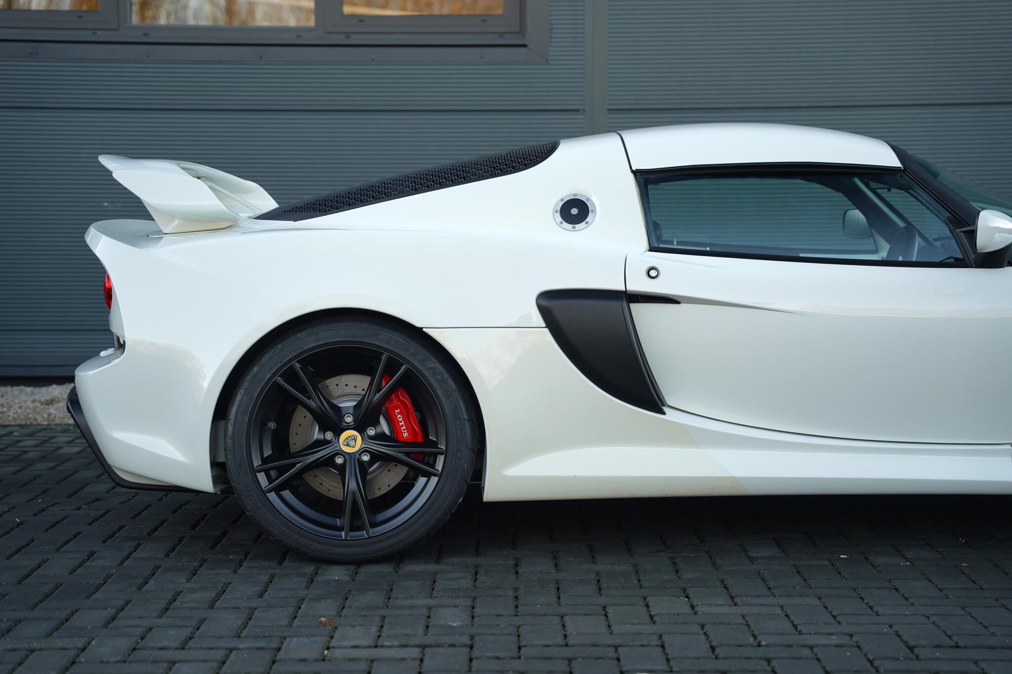 Lotus Exige view 25