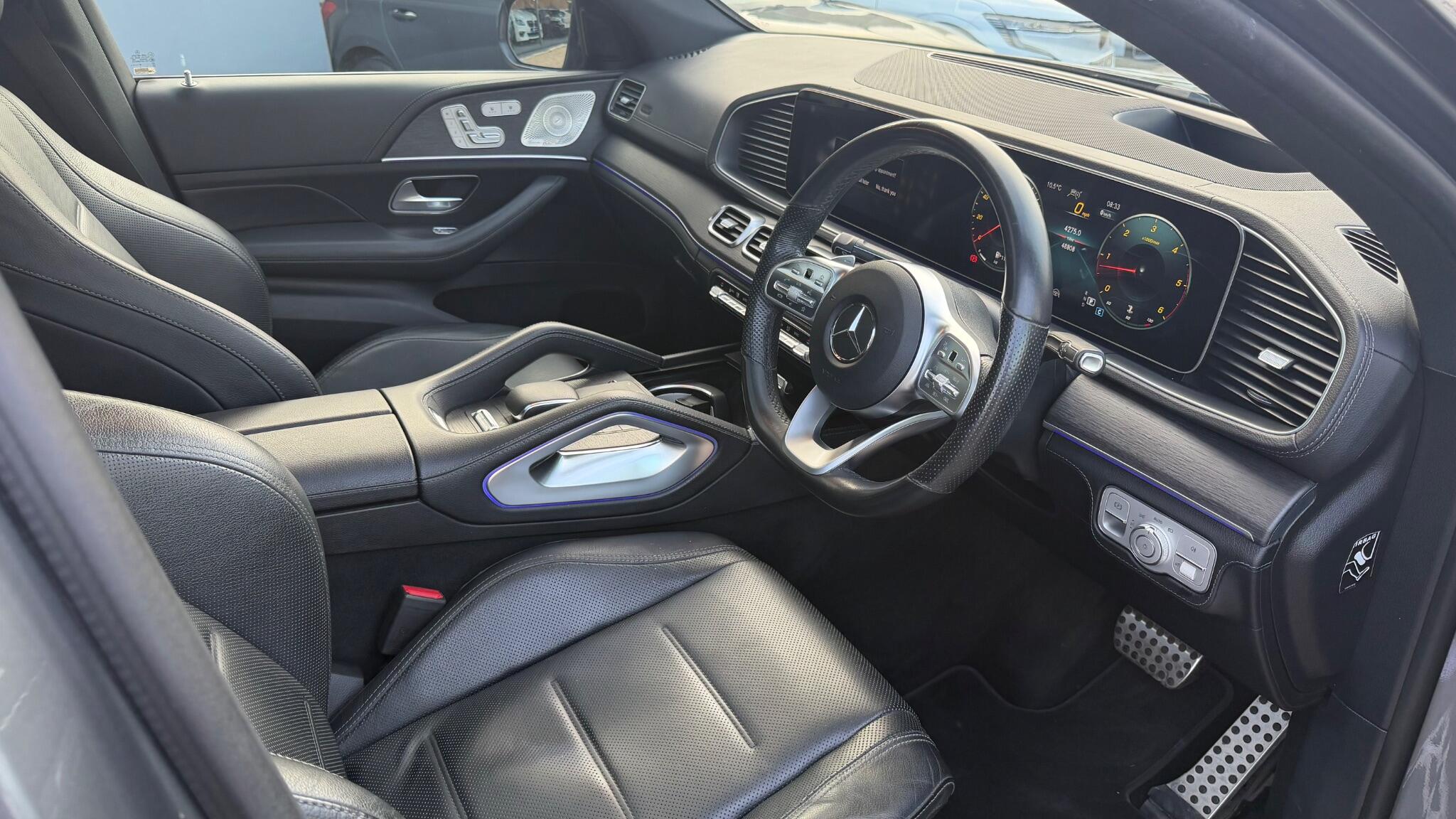 Mercedes-Benz Gle view 9