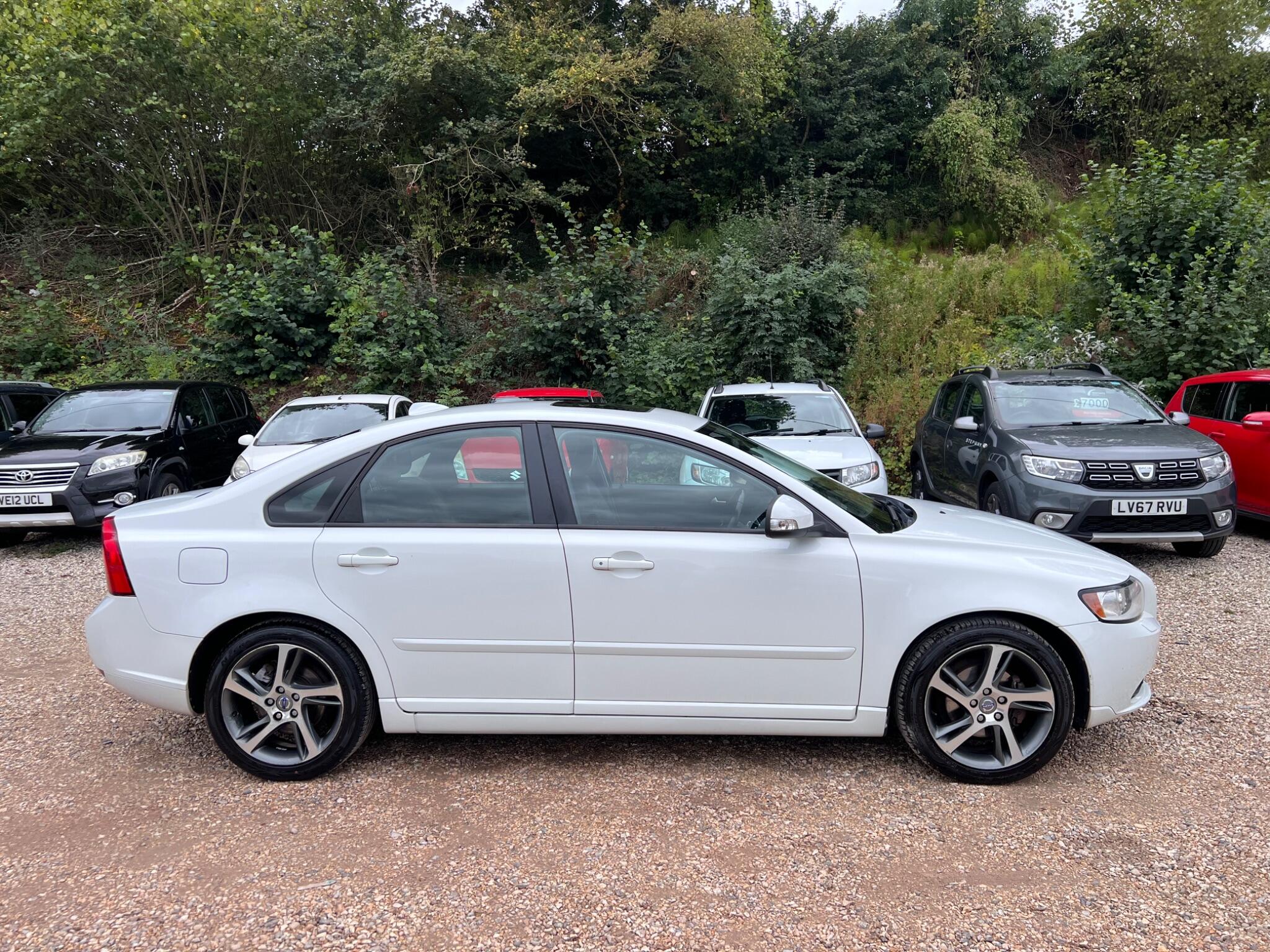 Volvo S40 view 11