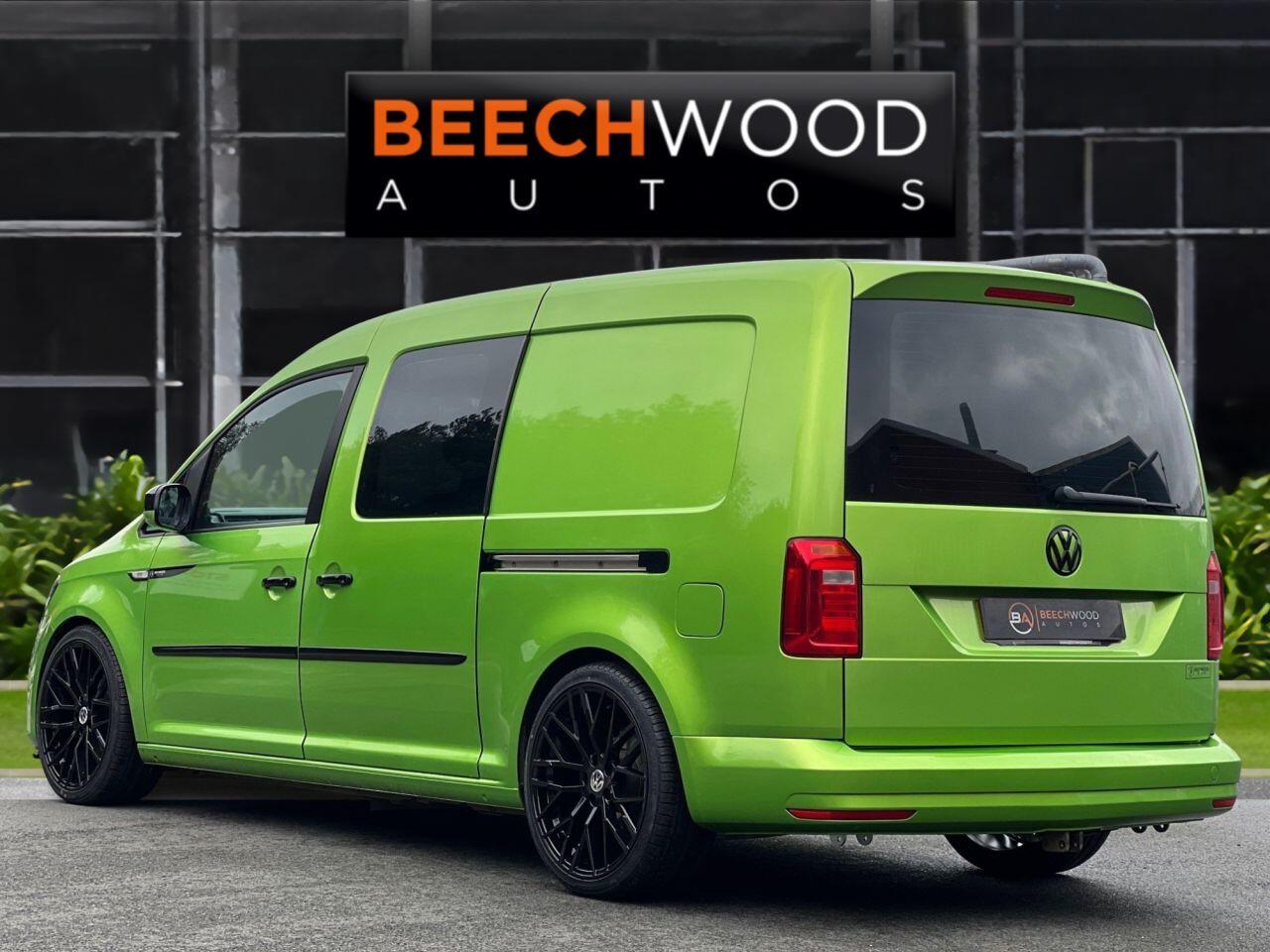 Volkswagen Caddy Maxi view 8