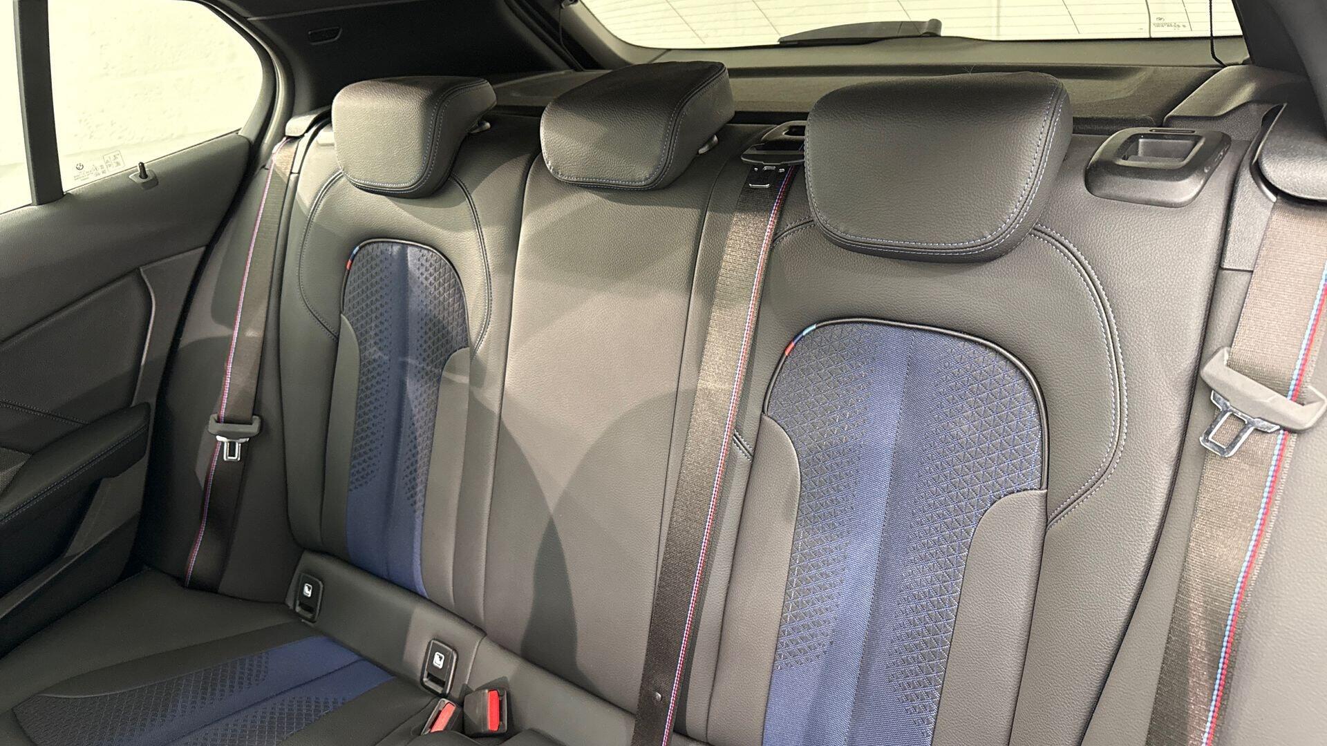BMW 1 Series view 12