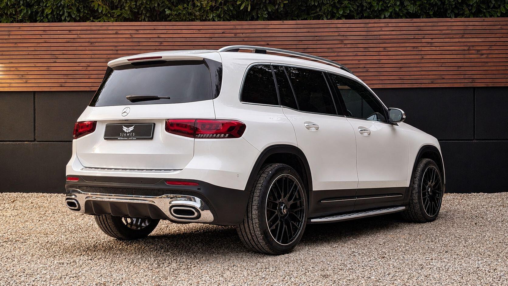 Mercedes-Benz GLB view 7