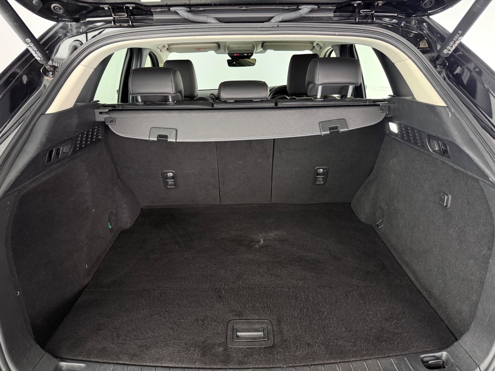 Mazda CX-60 view 12