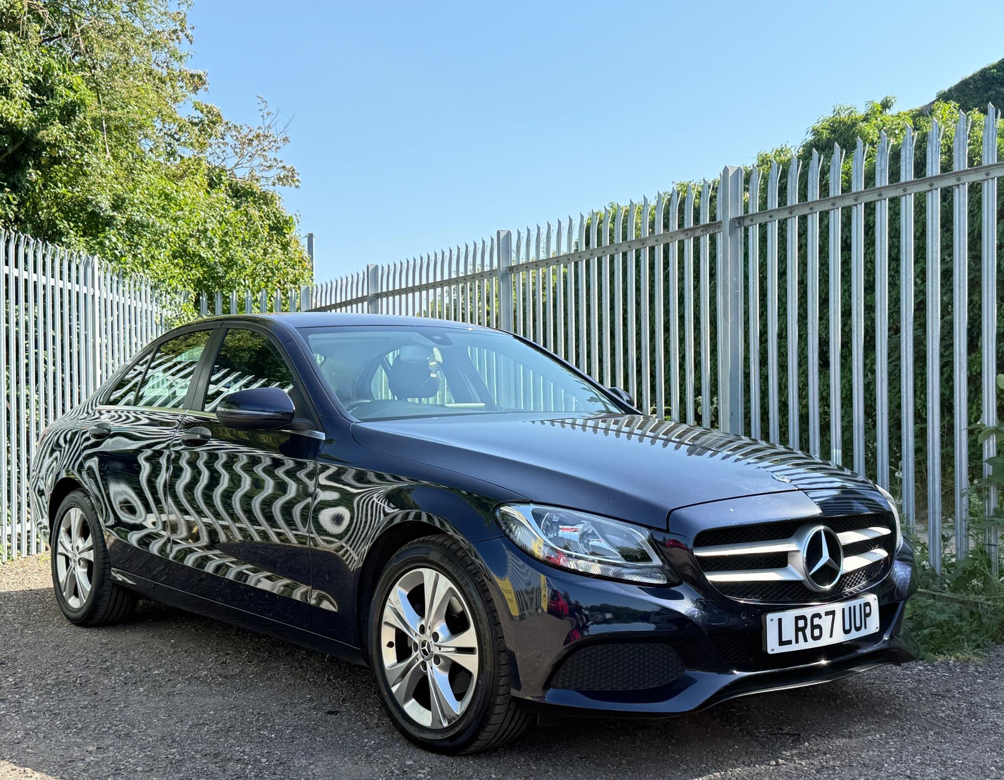 2017 Mercedes-Benz C Class image 1