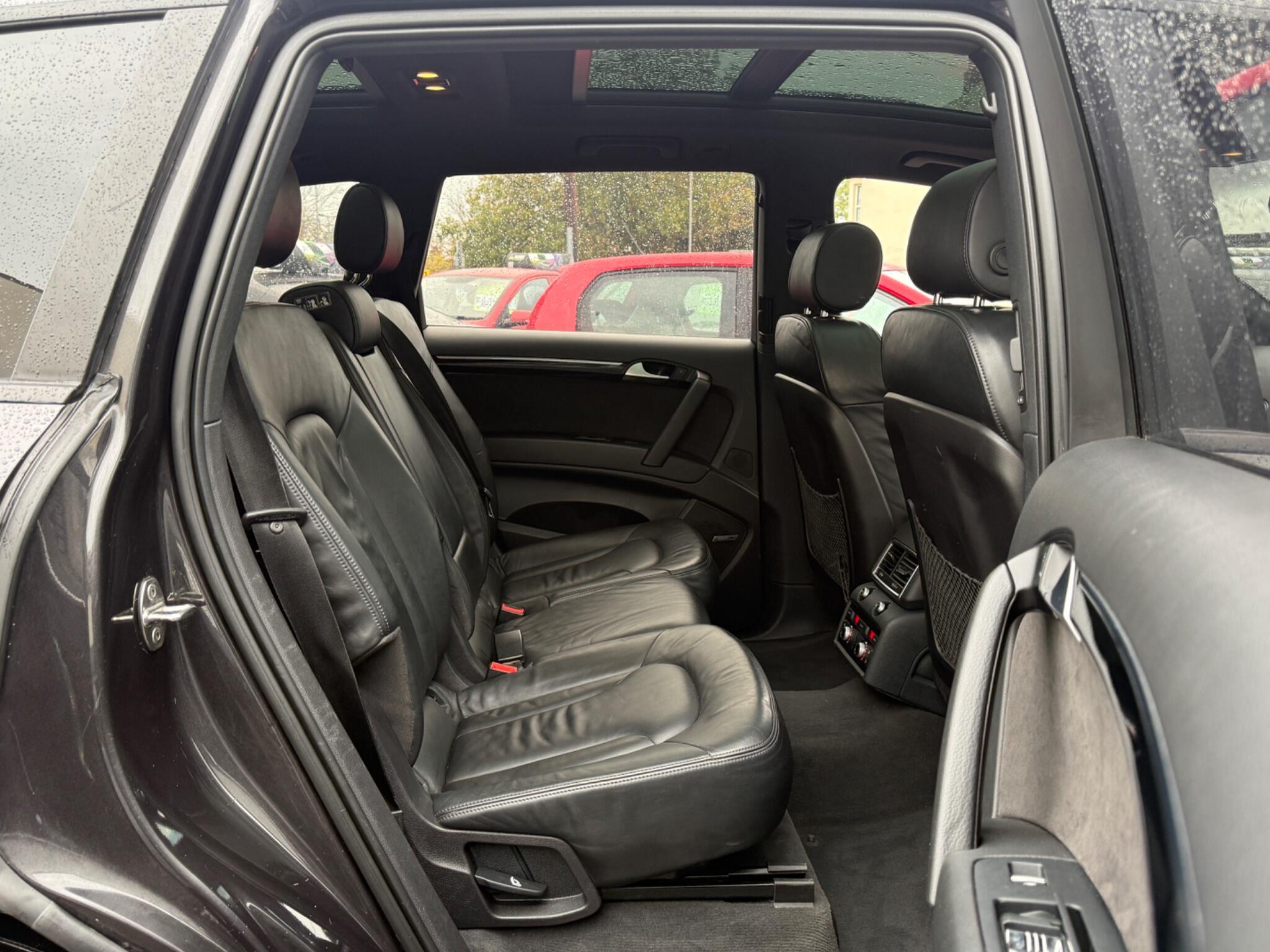 Audi Q7 - Image 41
