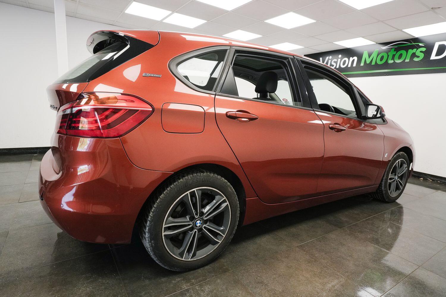 BMW 2 Series Active Tourer view 4