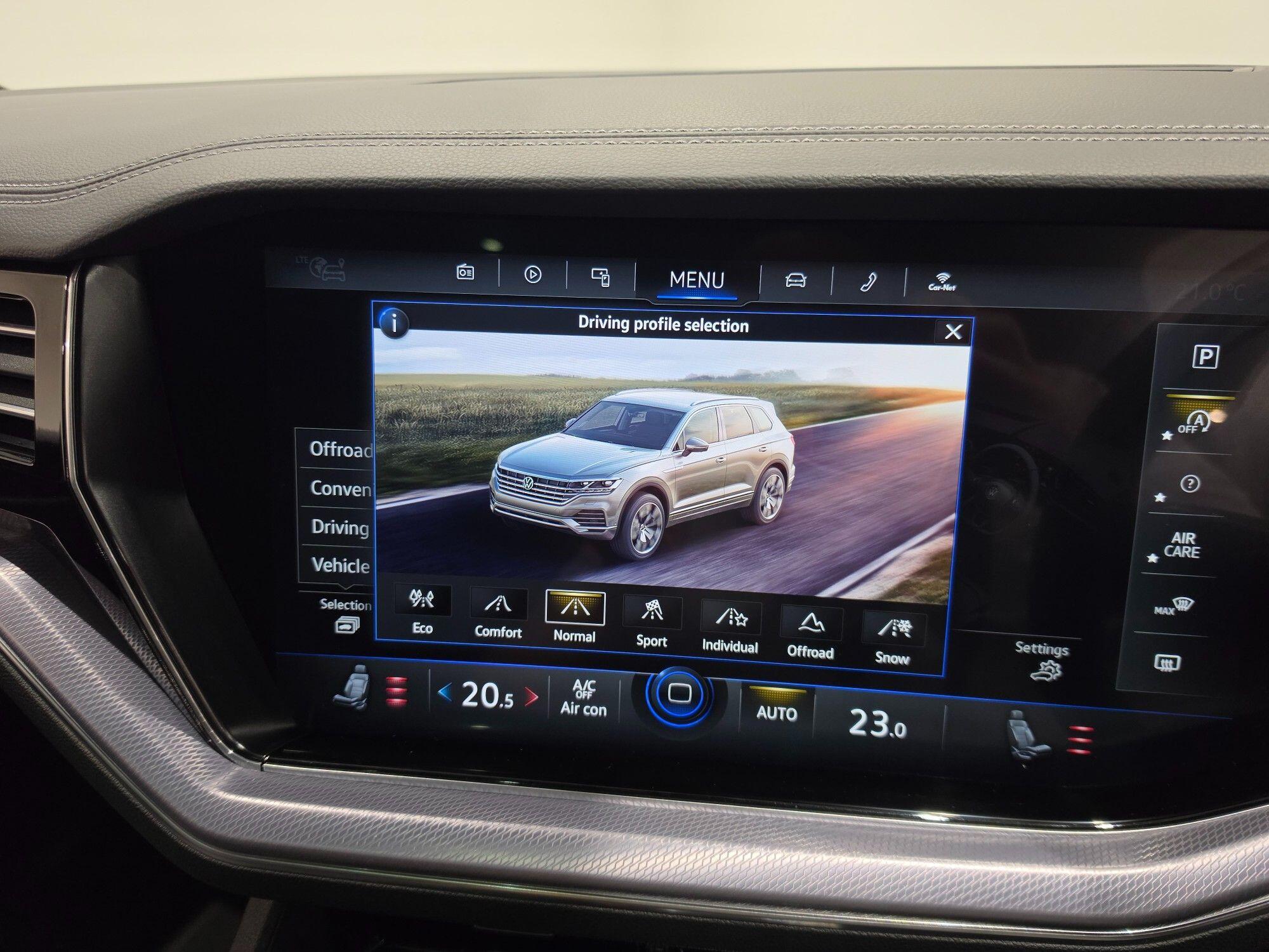 Volkswagen Touareg view 34