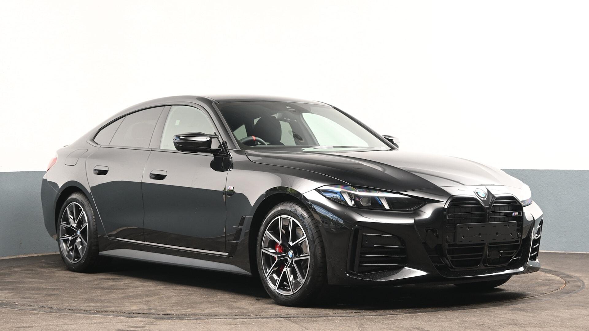 2026 BMW 4 Series in Black for sale
