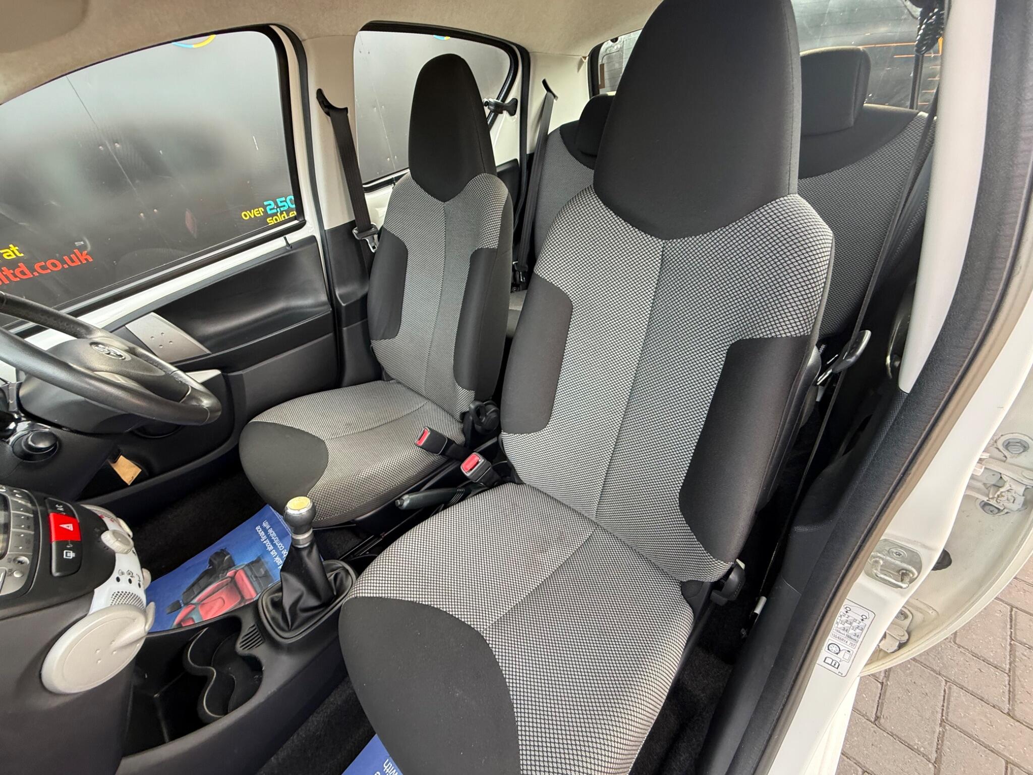 Toyota Aygo view 23