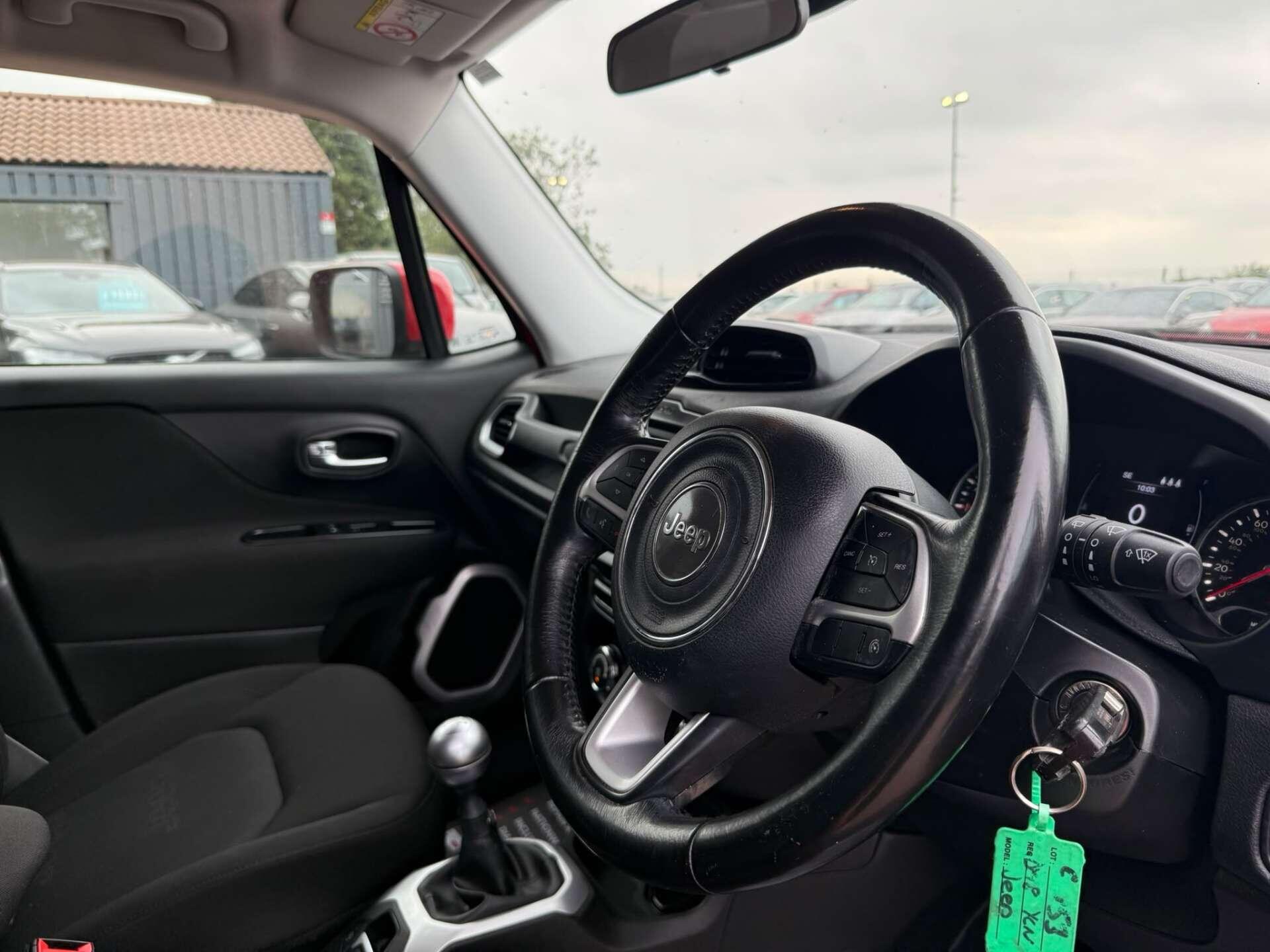 Jeep Renegade view 24