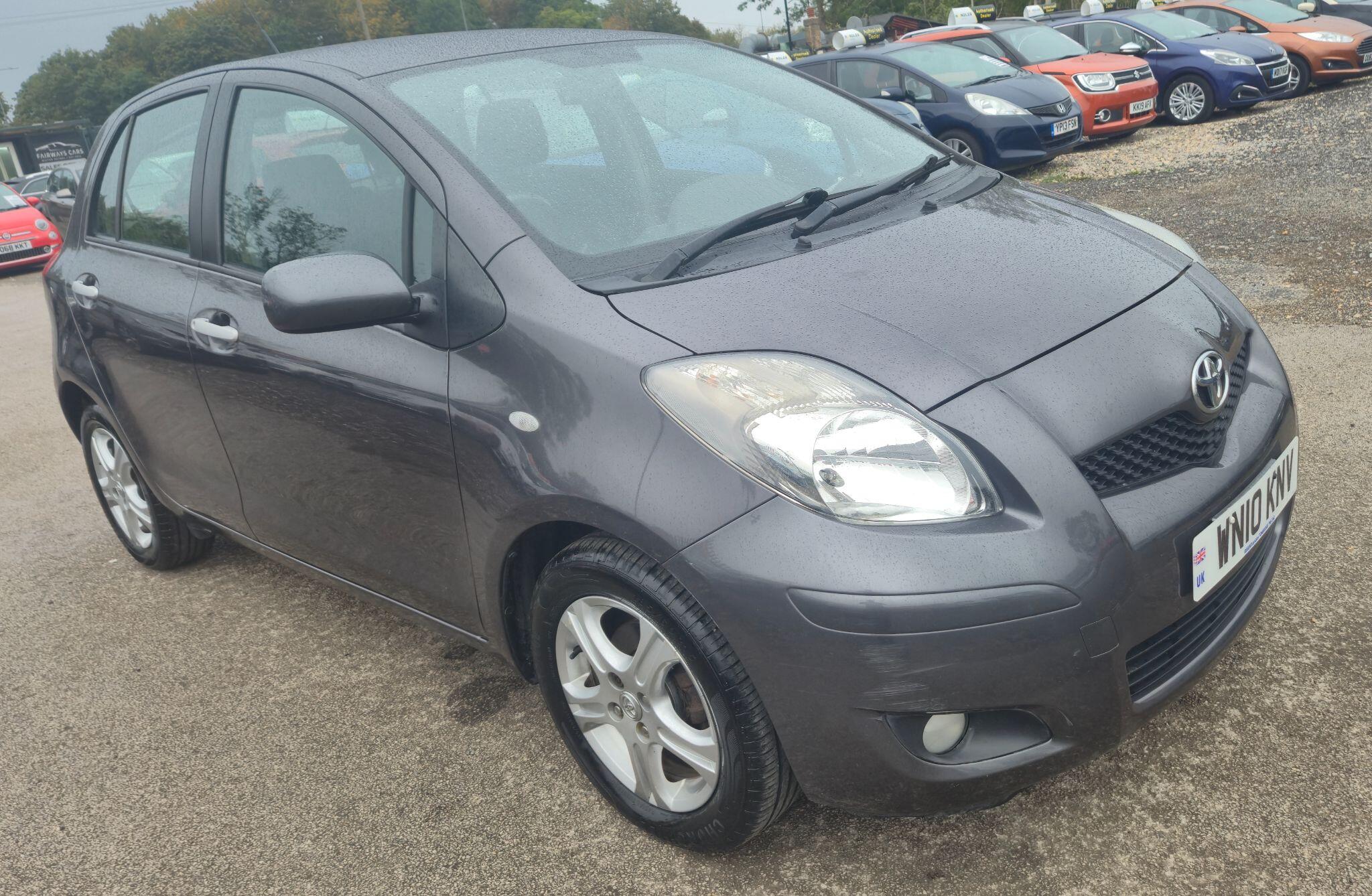 2010 Toyota Yaris in Grey for sale