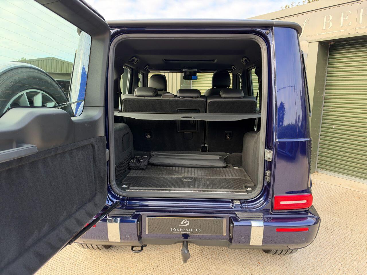 Mercedes-Benz G-Class view 31