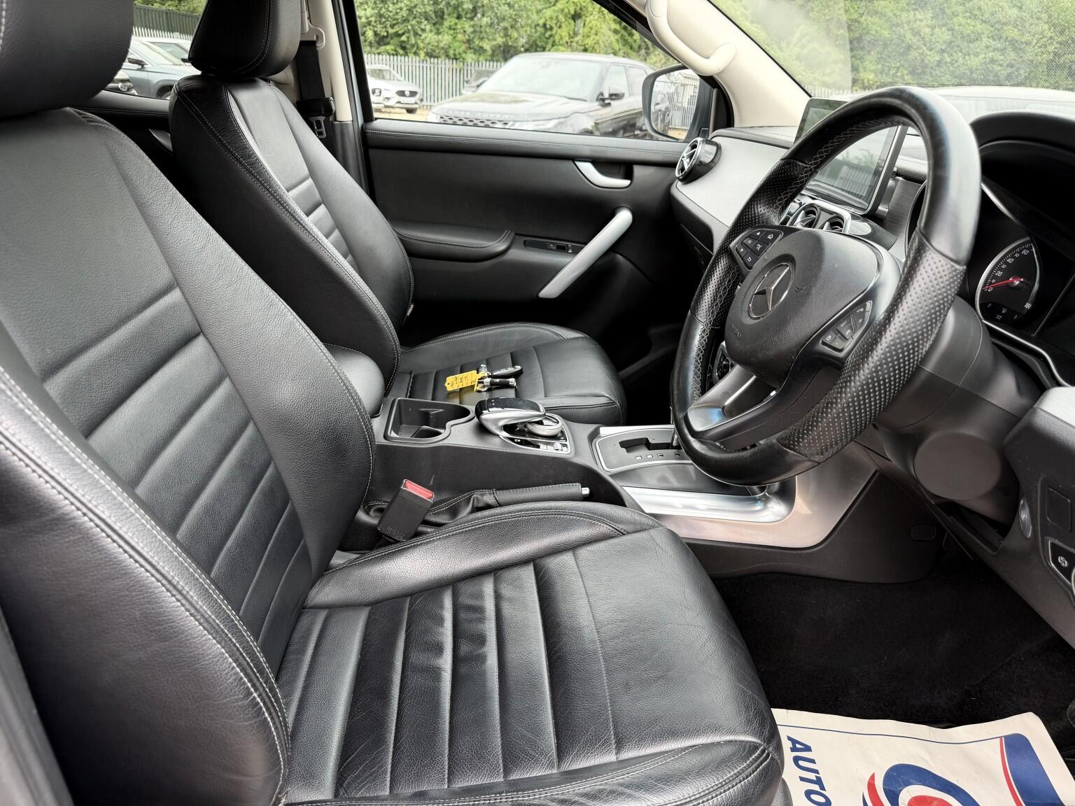 Mercedes-Benz X-Class view 14
