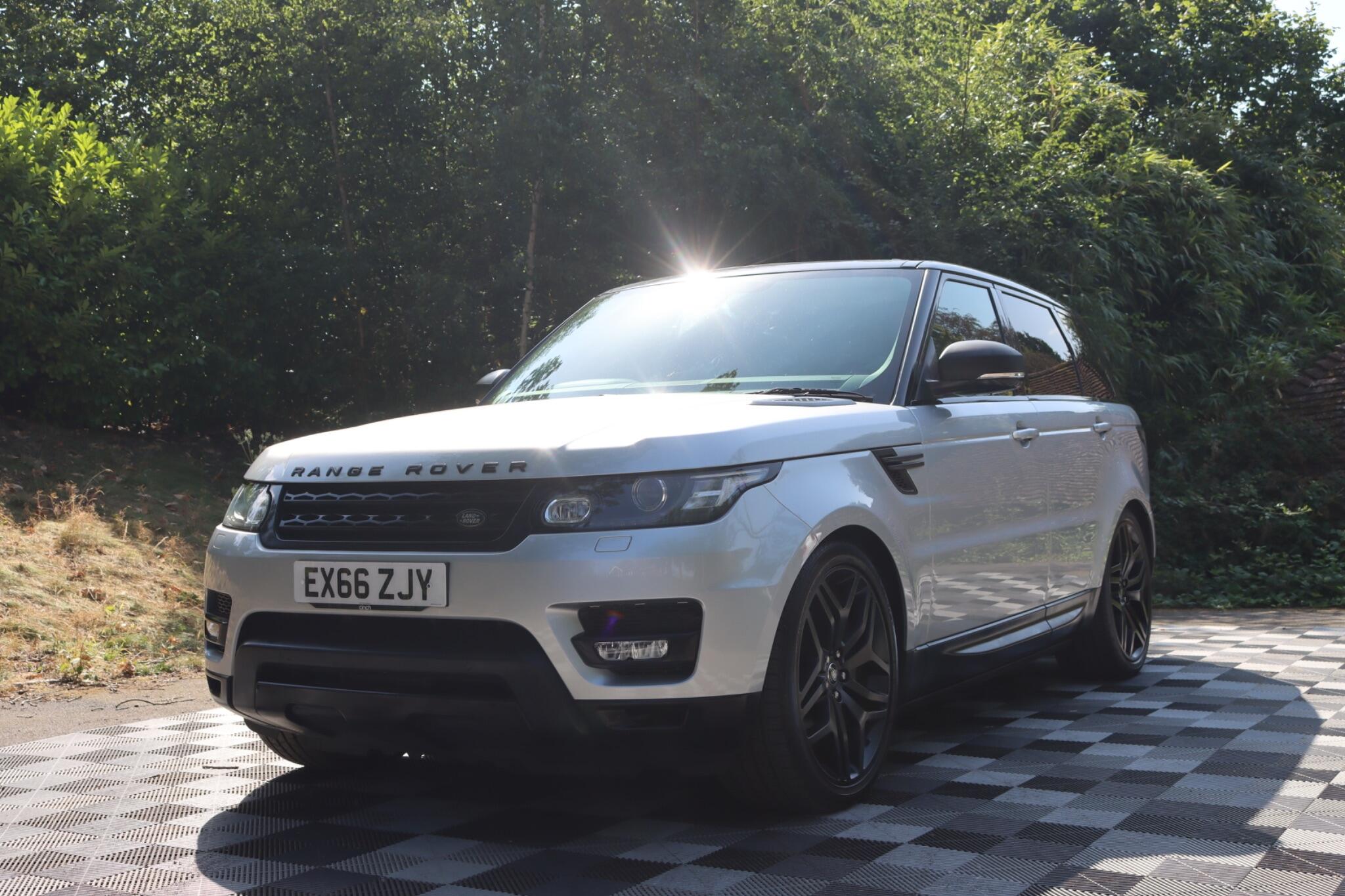 Land Rover Range Rover Sport view 14
