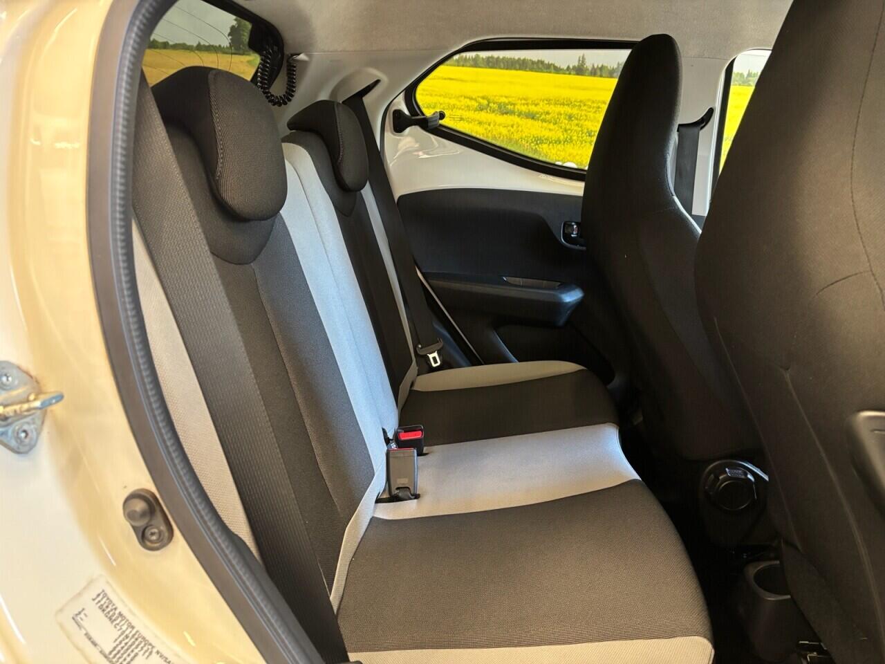 Toyota Aygo view 18