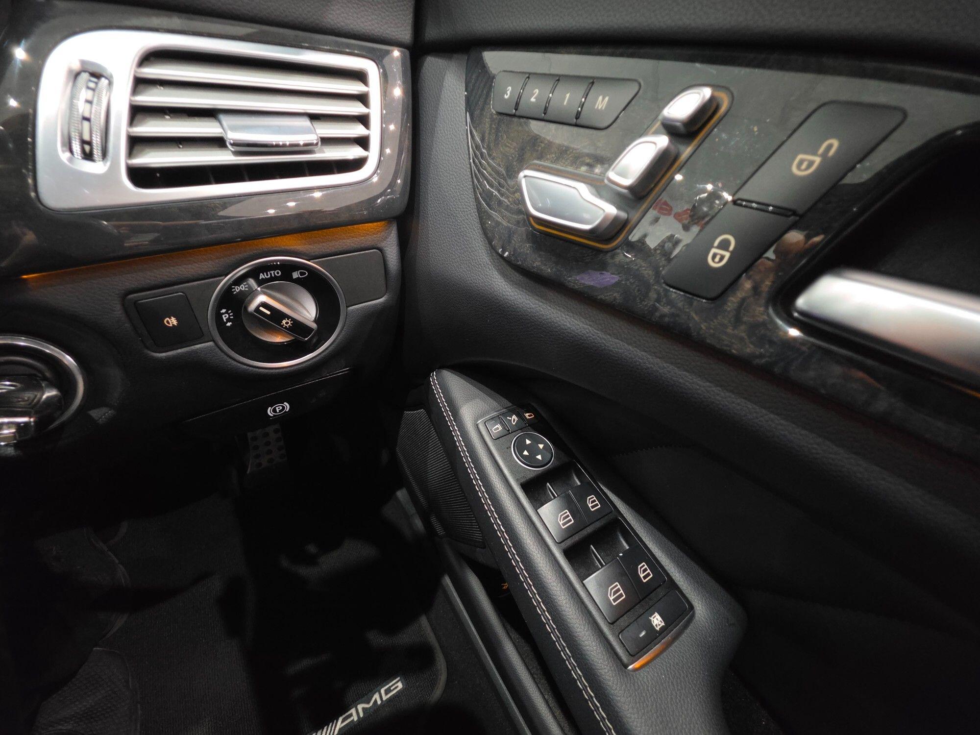 Mercedes-Benz CLS view 43