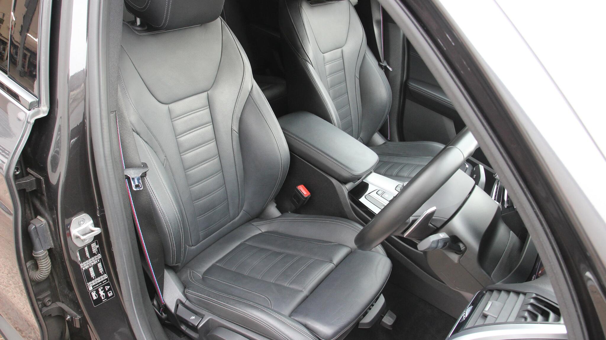 BMW X3 view 14