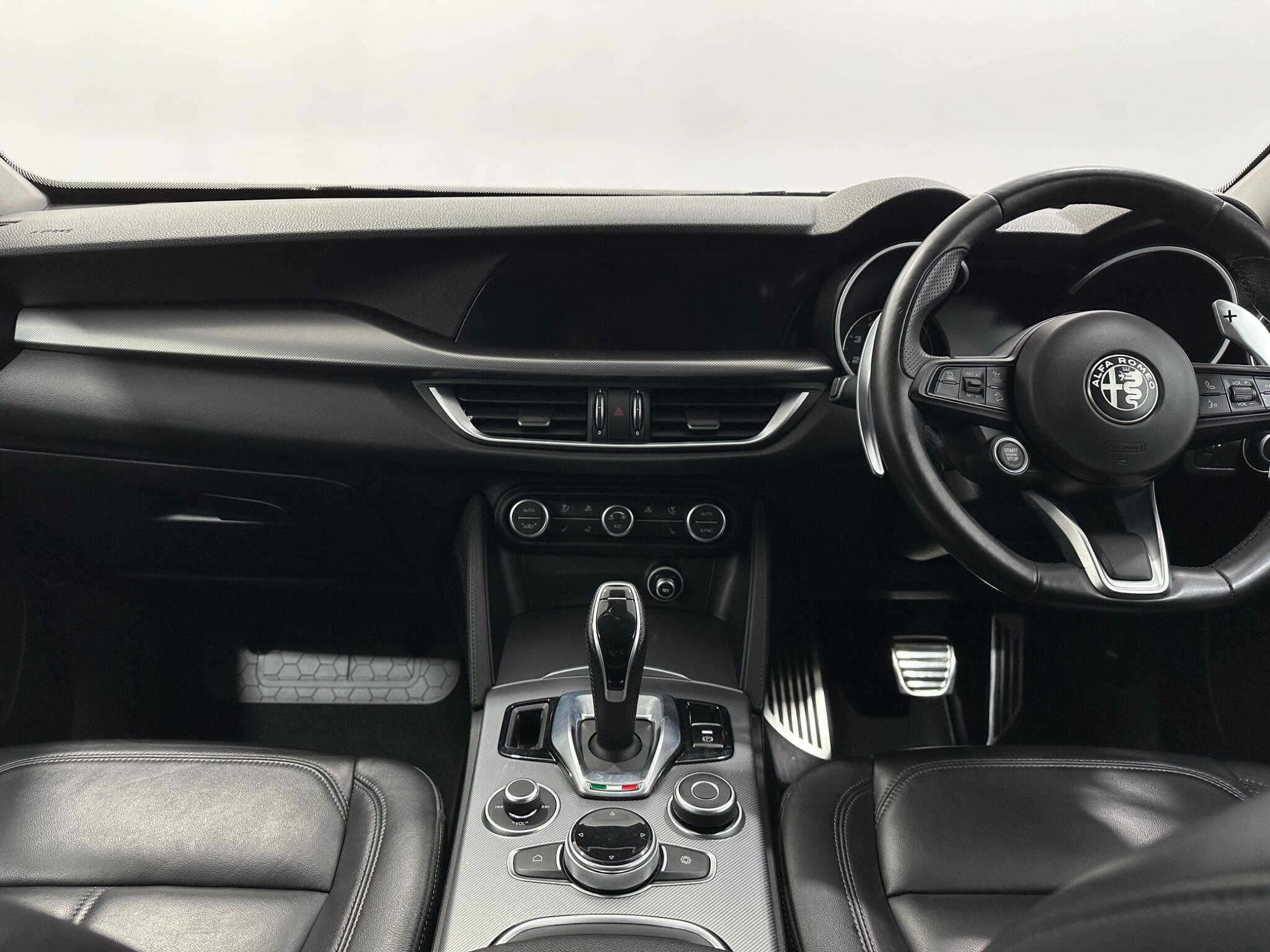 Alfa Romeo Stelvio view 20