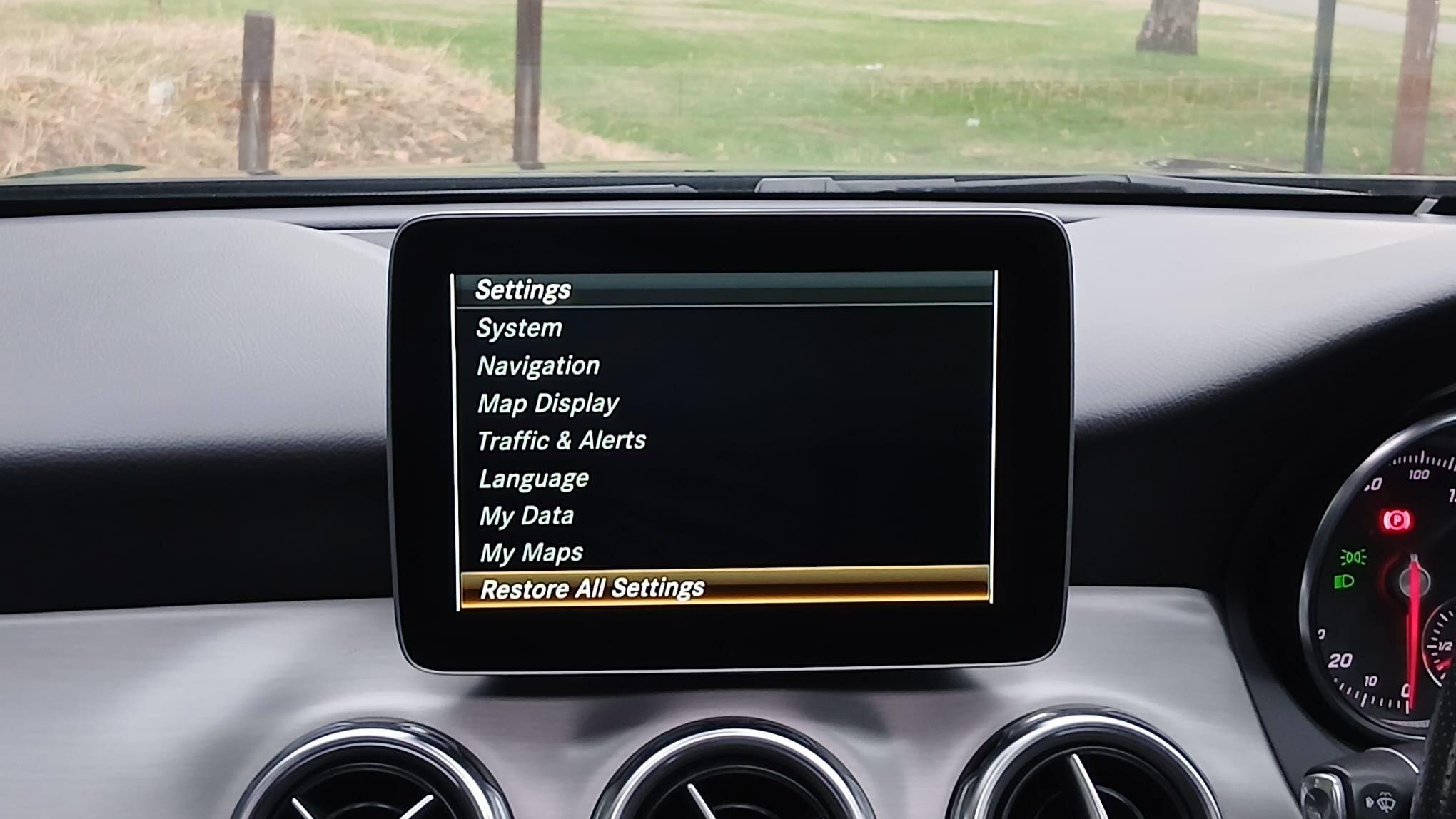 Mercedes-Benz Gla view 44