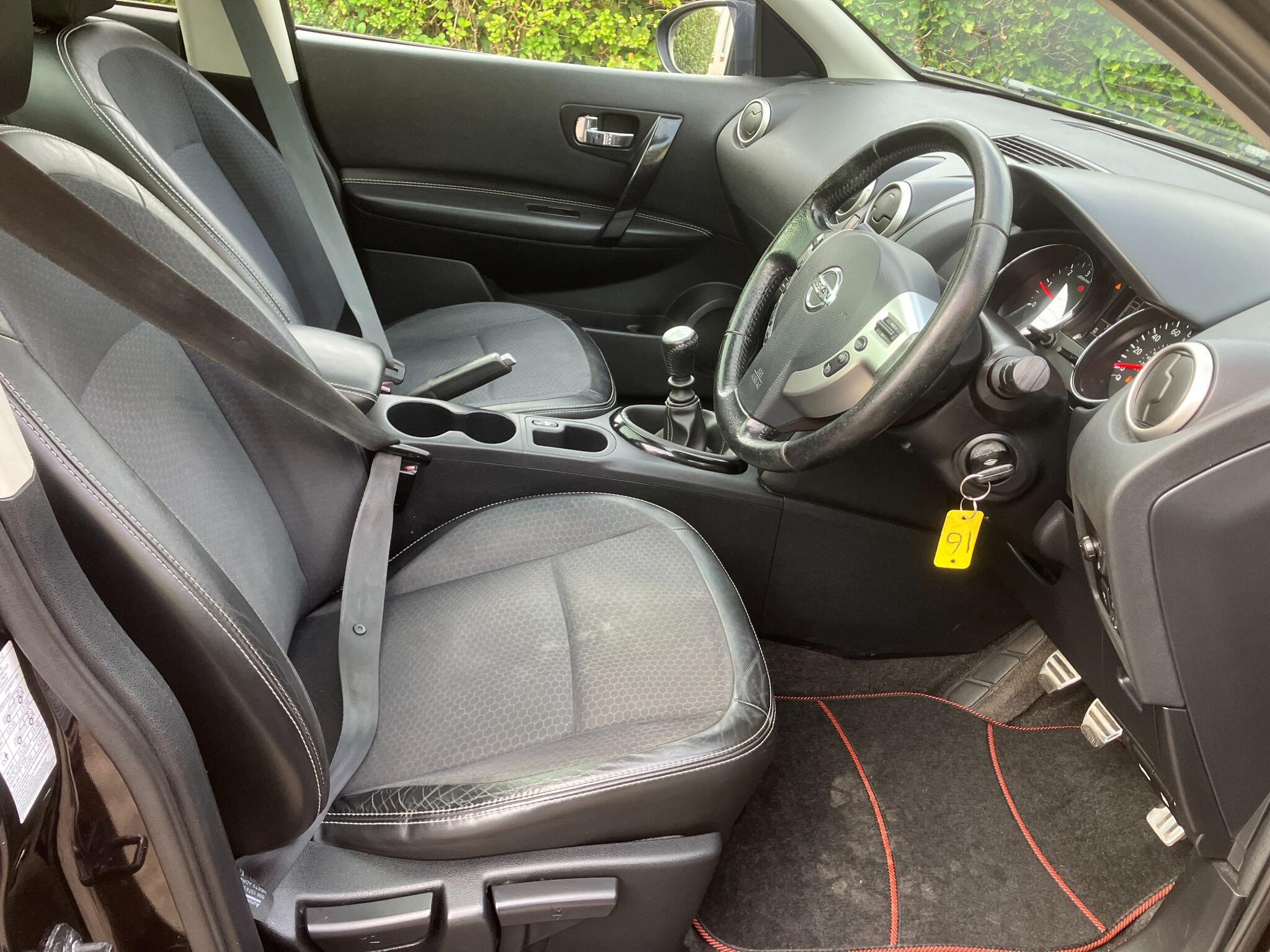 Nissan Qashqai+2 view 9