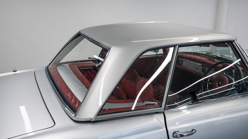 Mercedes-Benz SL view 23