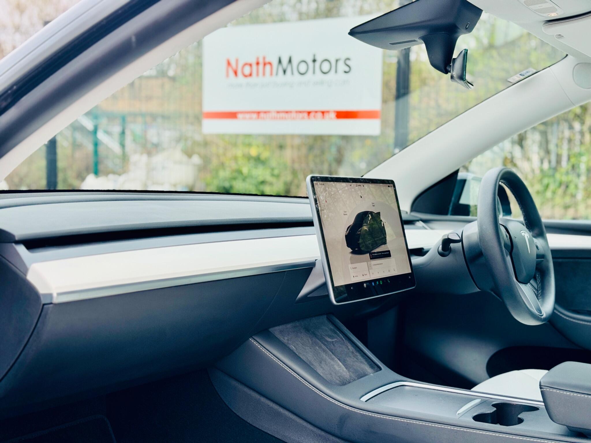 Tesla Model Y view 20