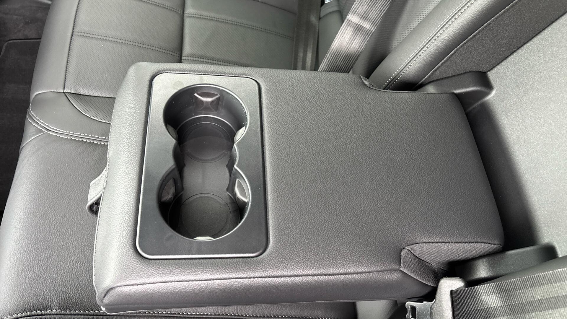 Land Rover Range Rover Evoque view 29