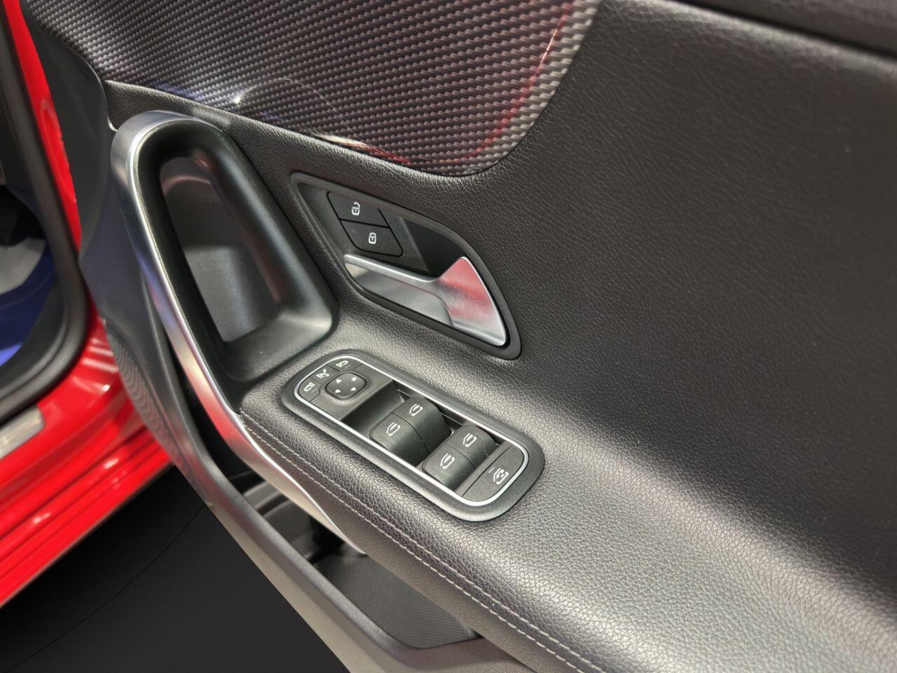 Mercedes-Benz A-Class view 35