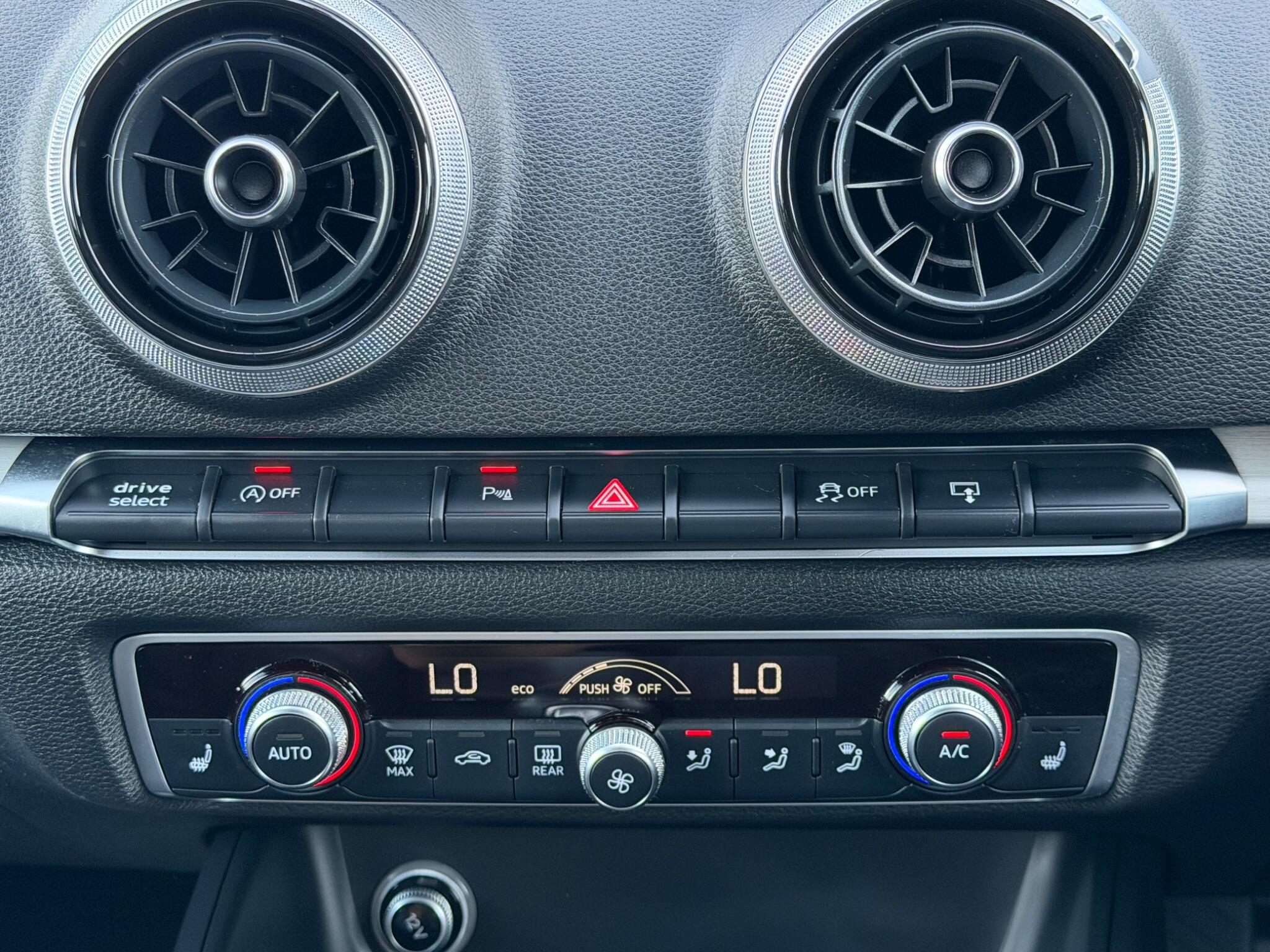 Audi S3 view 19