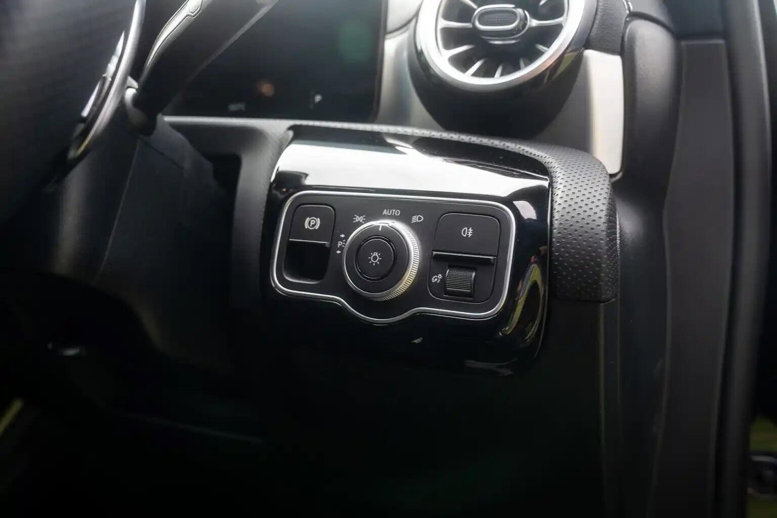 Mercedes-Benz A Class view 25