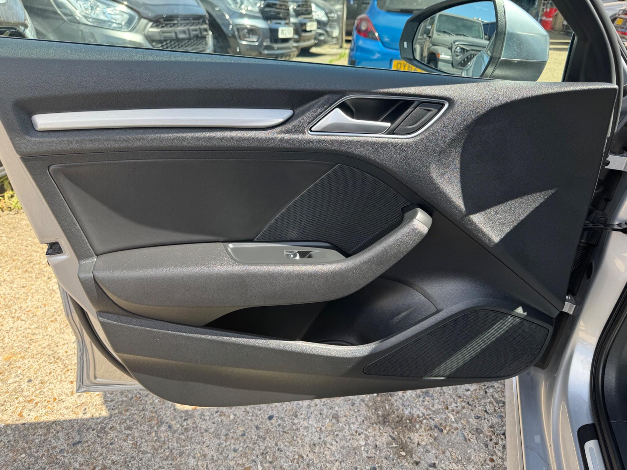 Audi S3 view 19