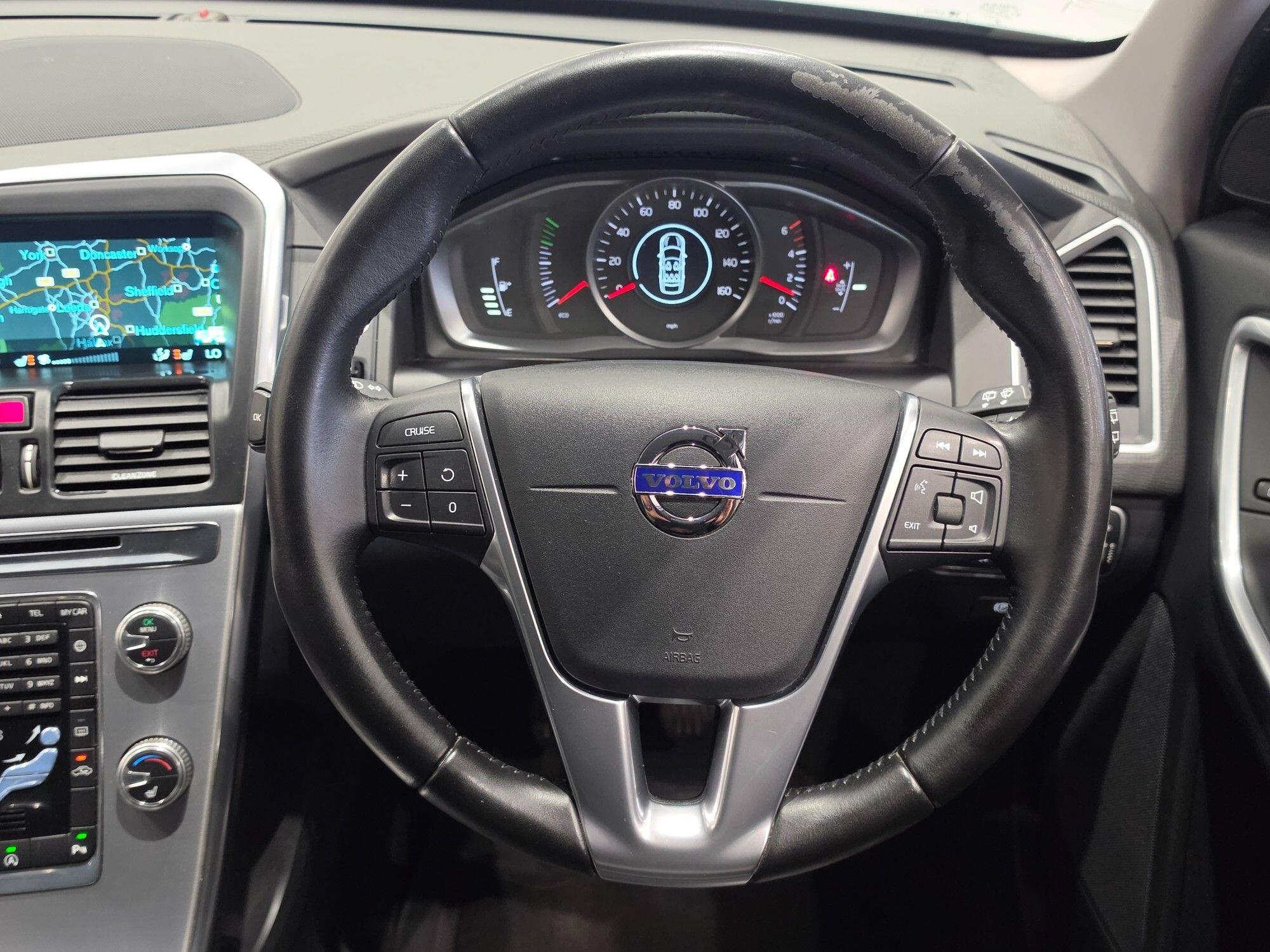 Volvo XC60 view 33