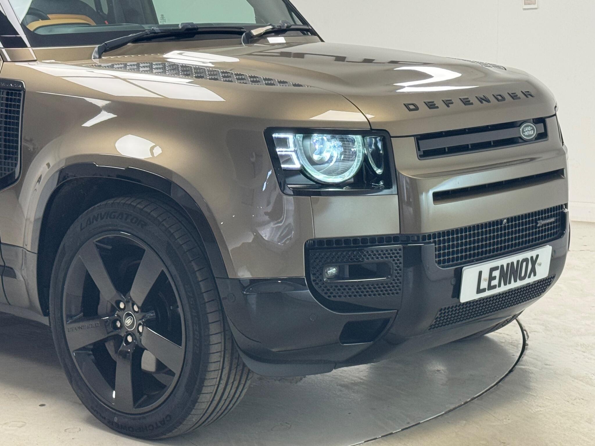 Land Rover Defender view 5