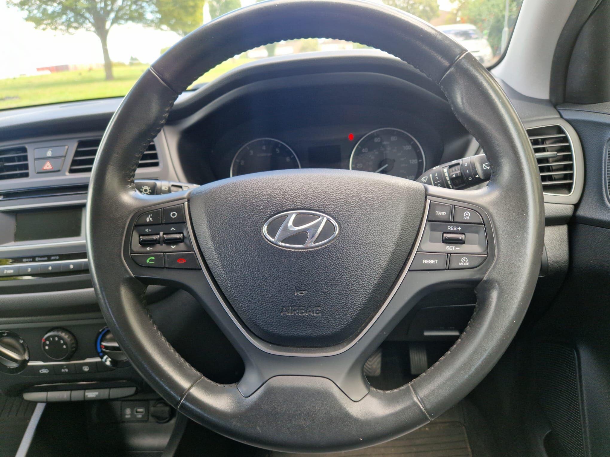 Hyundai I20 view 23