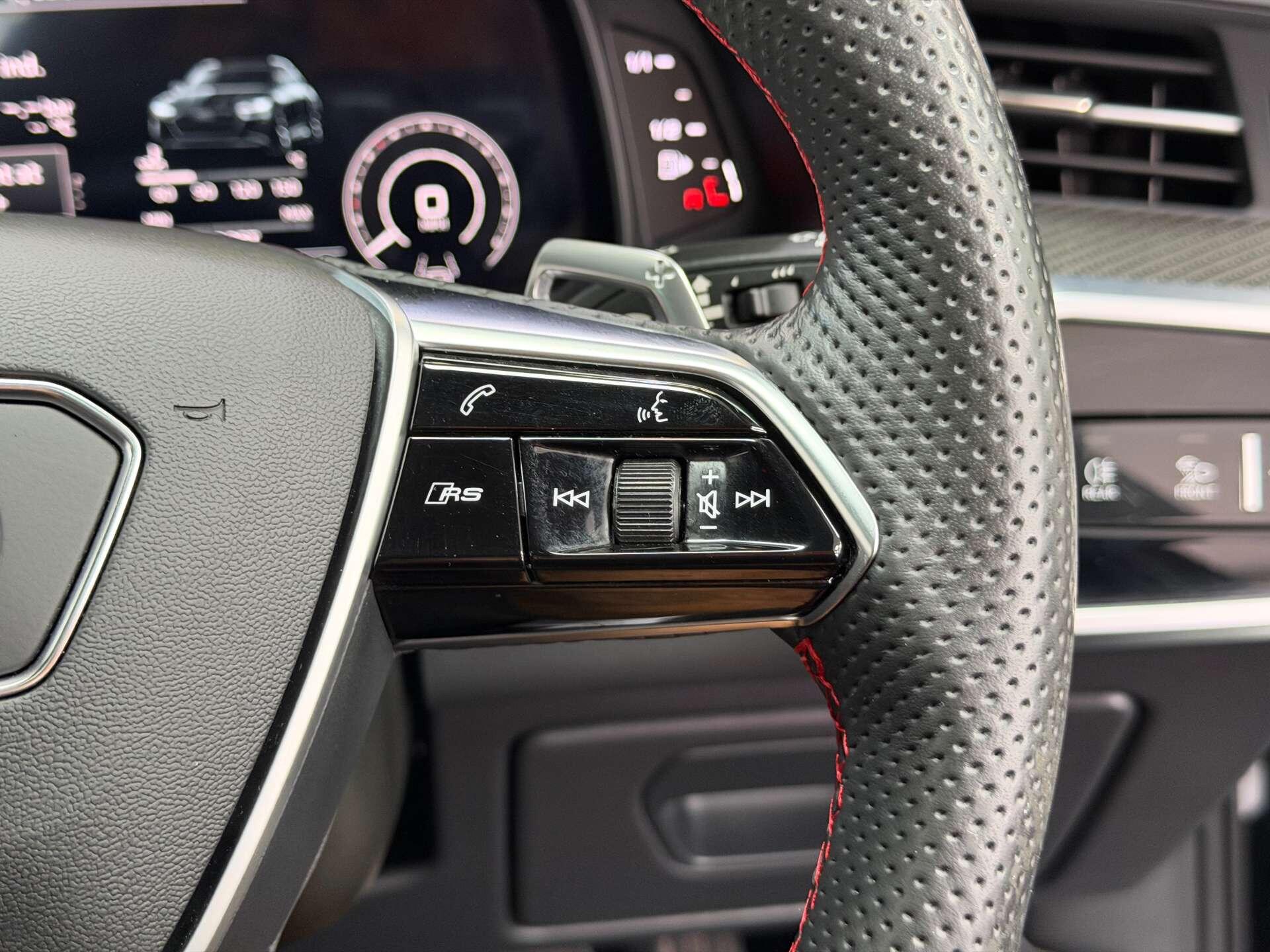 Audi RS6 view 31