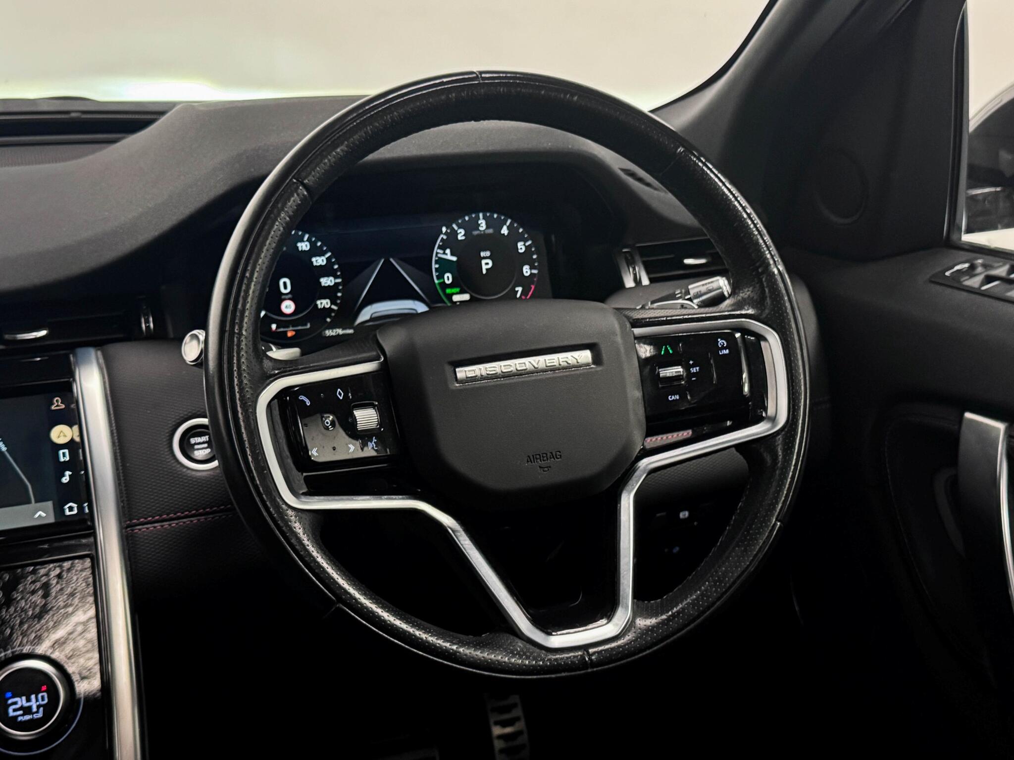 Land Rover Discovery Sport view 14
