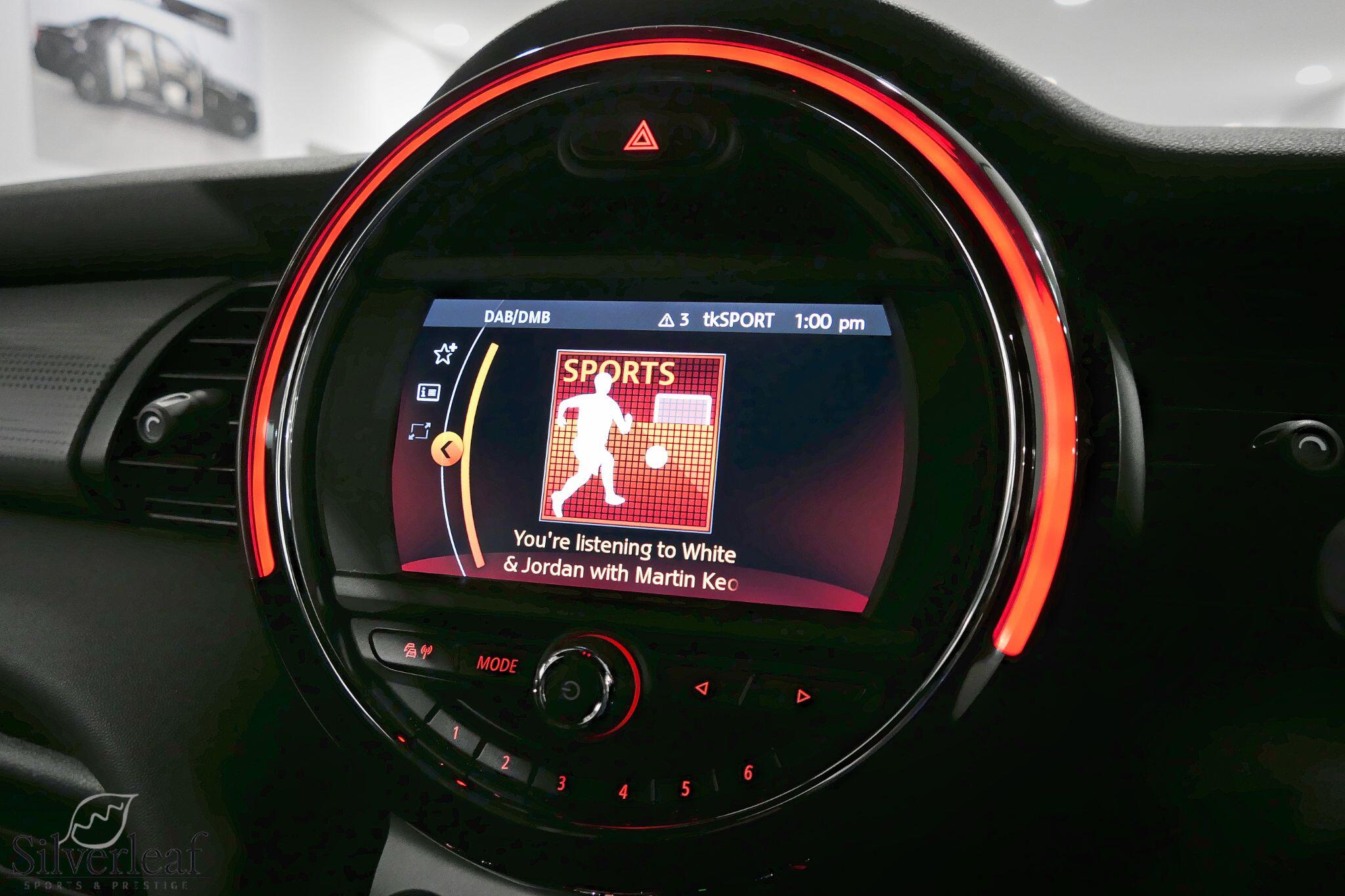 Mini Cooper view 15