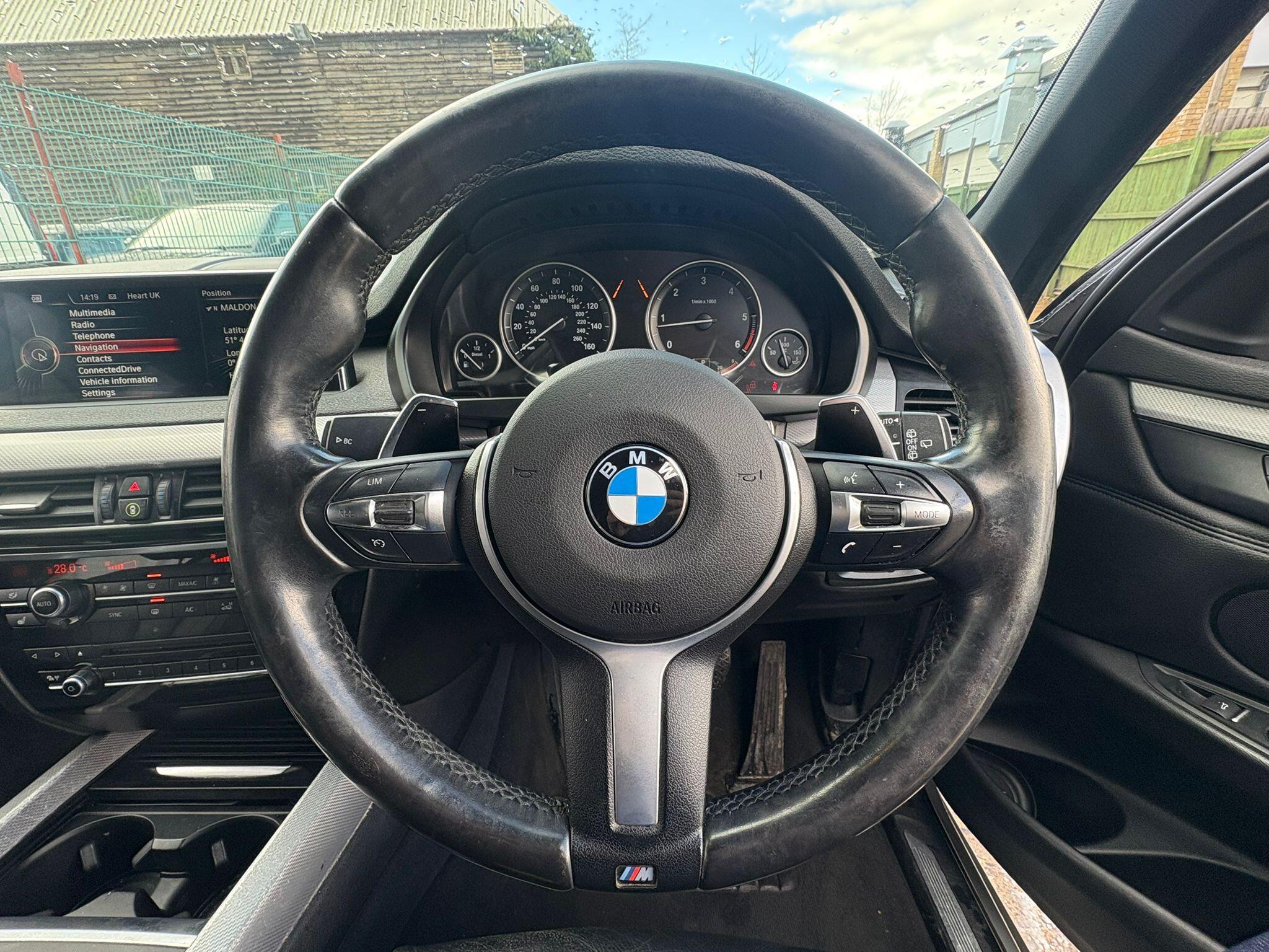 BMW X5 view 22