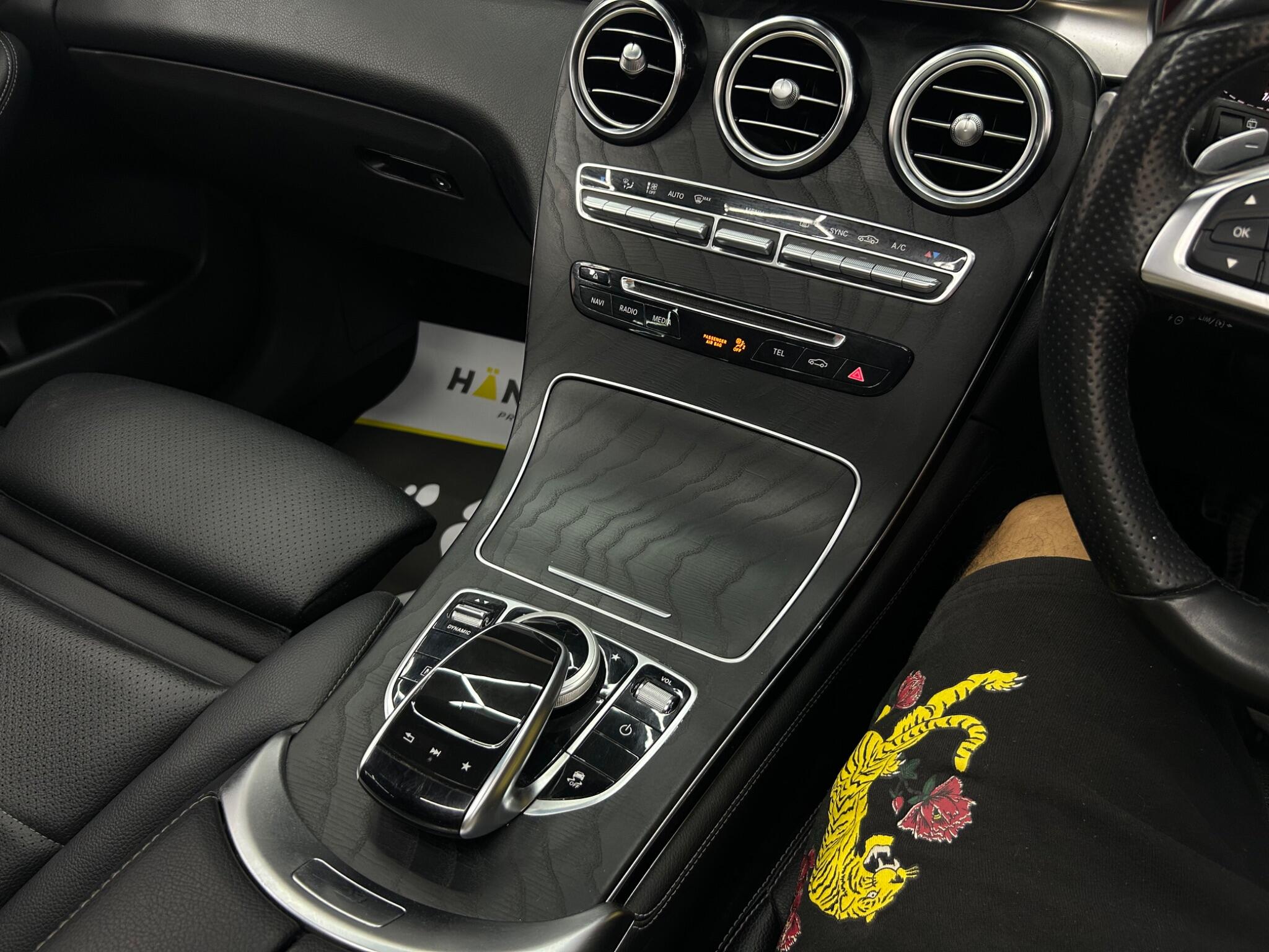Mercedes-Benz GLC view 9
