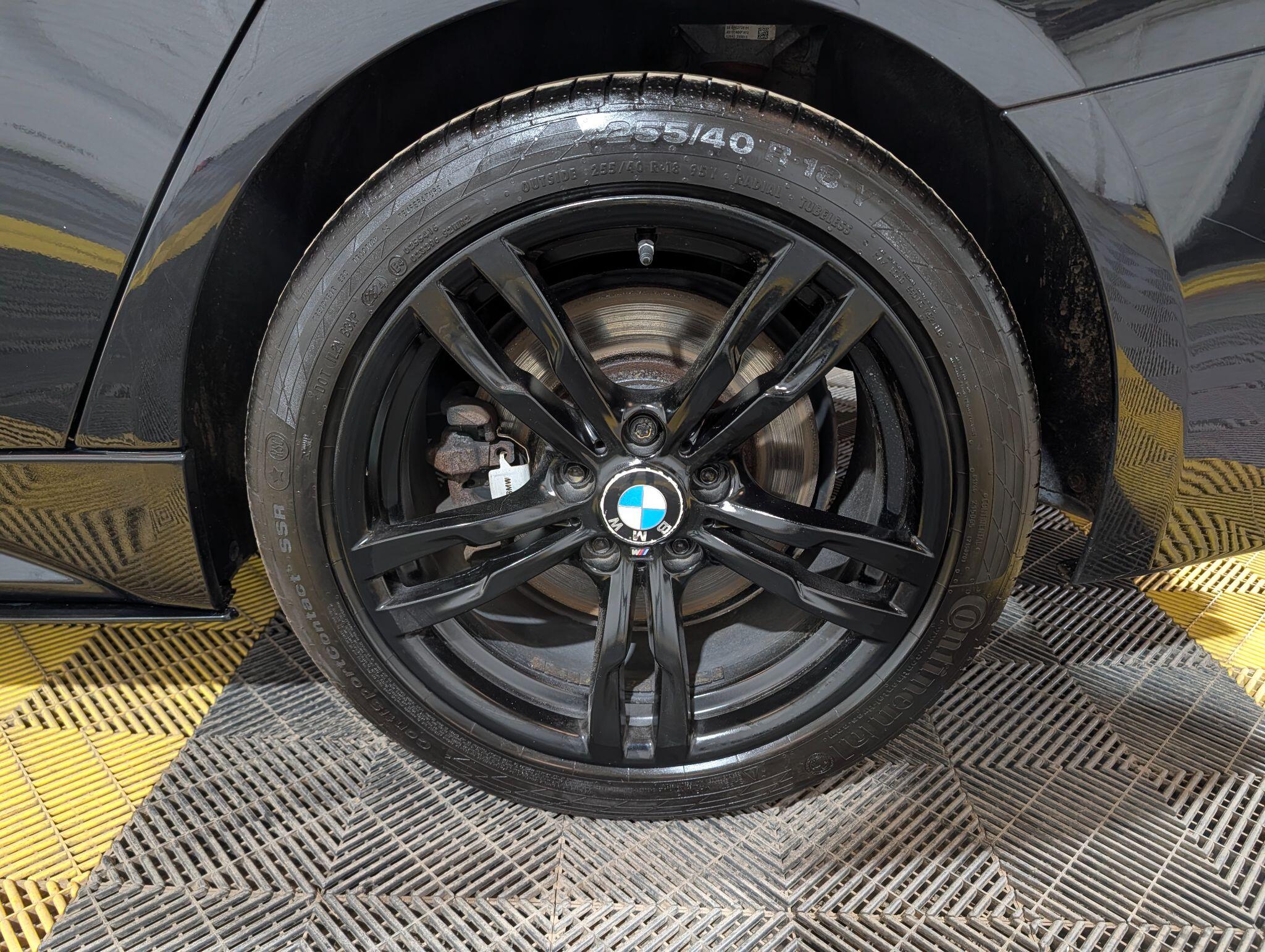 BMW 3 Series view 45