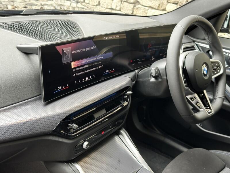 BMW i4 view 35