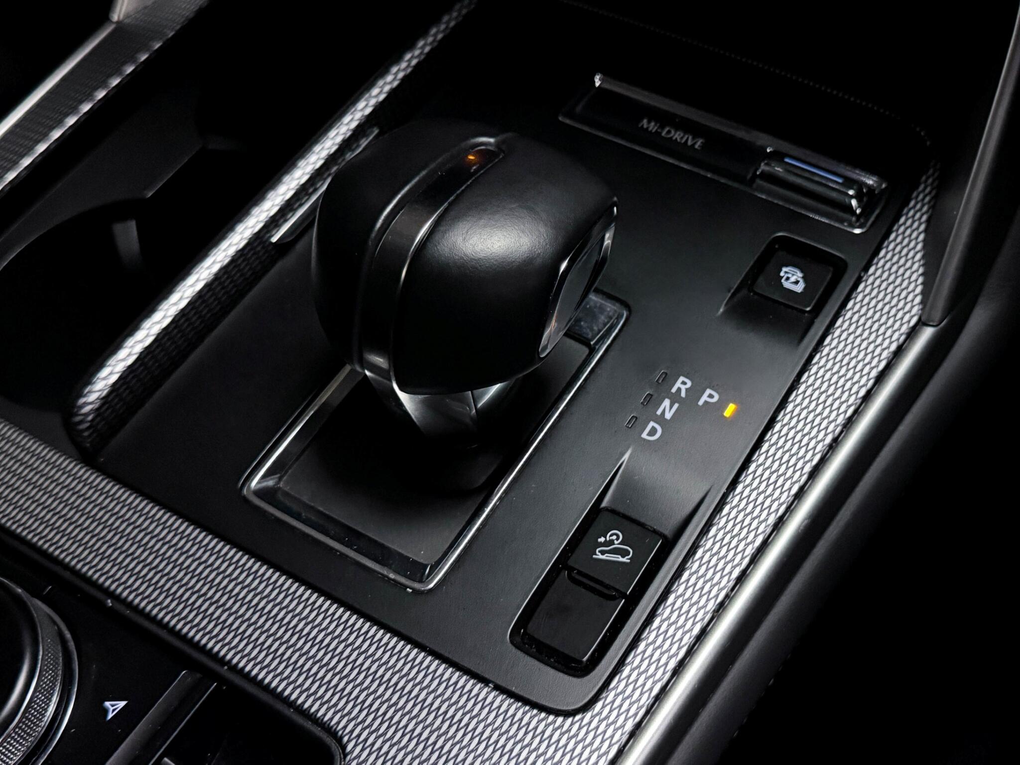 Mazda CX-60 view 35