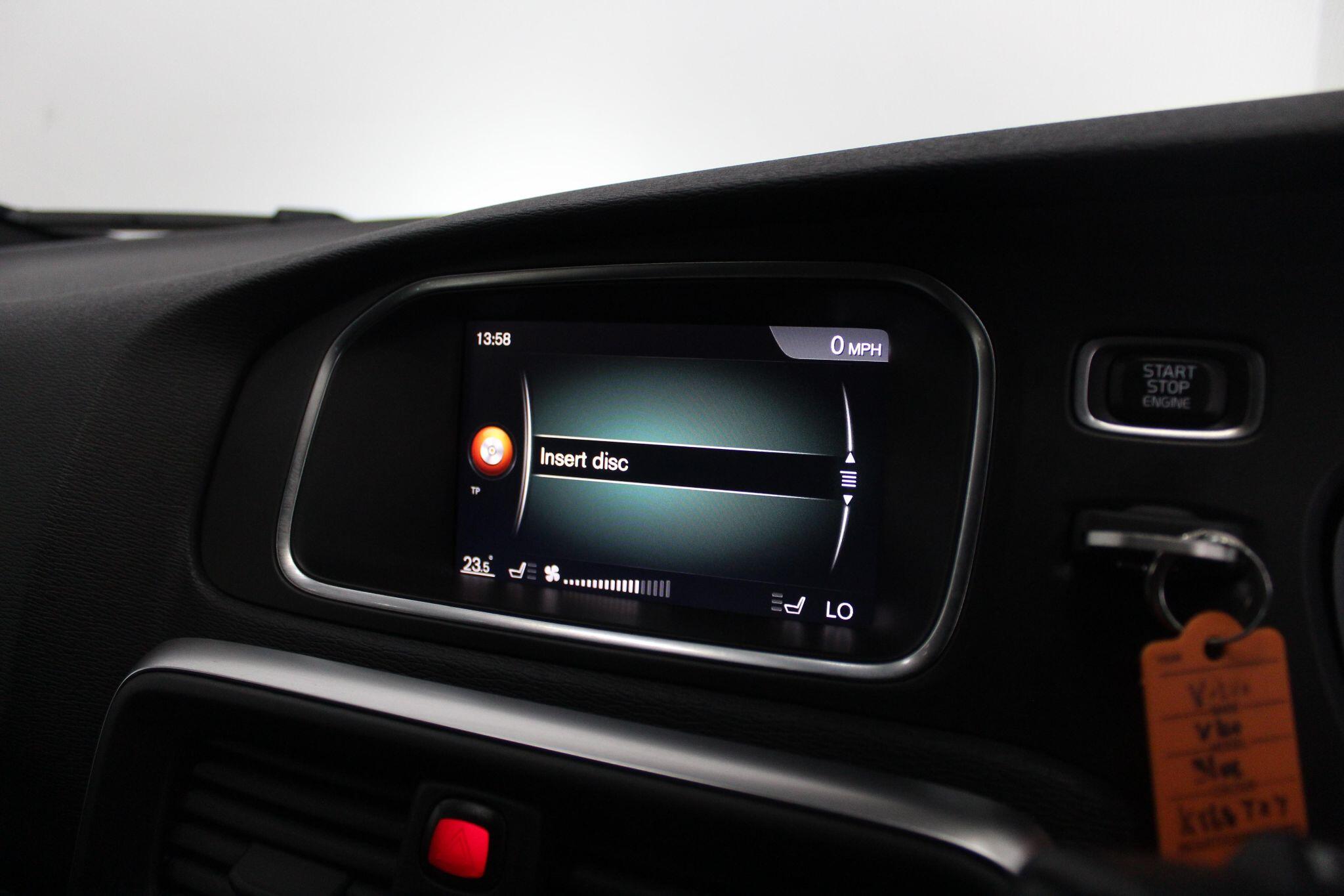 Volvo V40 view 36