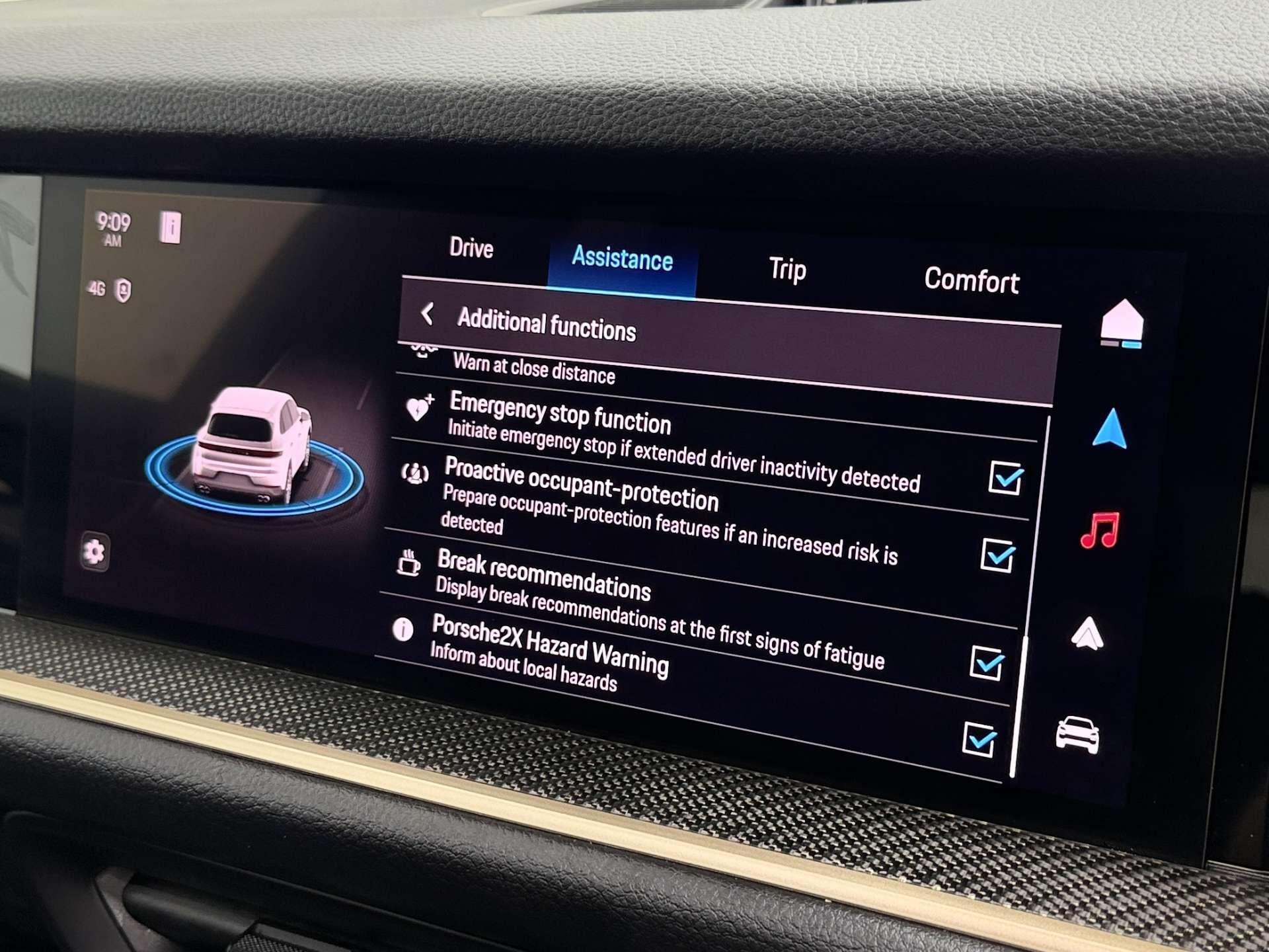 Porsche Cayenne view 60