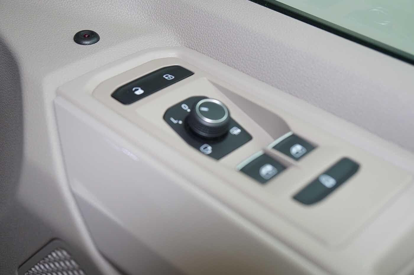 Volkswagen Multivan for sale from Western Volkswagen Van Centre